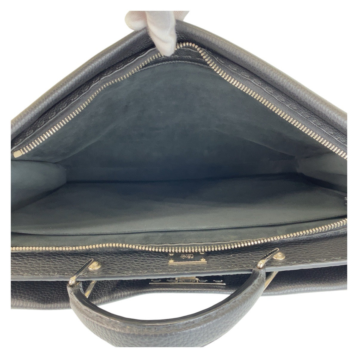 14607
FENDI フェンディ セレリア ピーカブー ブラック 黒 シルバー金具 レザー ビジネスバッグ ブリーフケース  メンズ