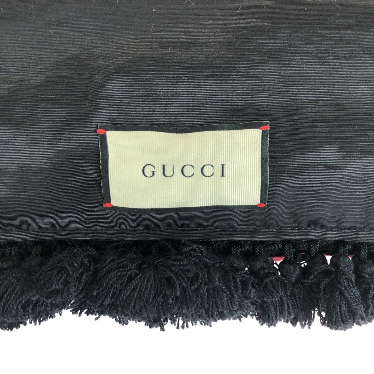 14610
GUCCI グッチ レッド ブラック ベルベット / GGジャガード インテリア クッション 男女兼用  レディース A54