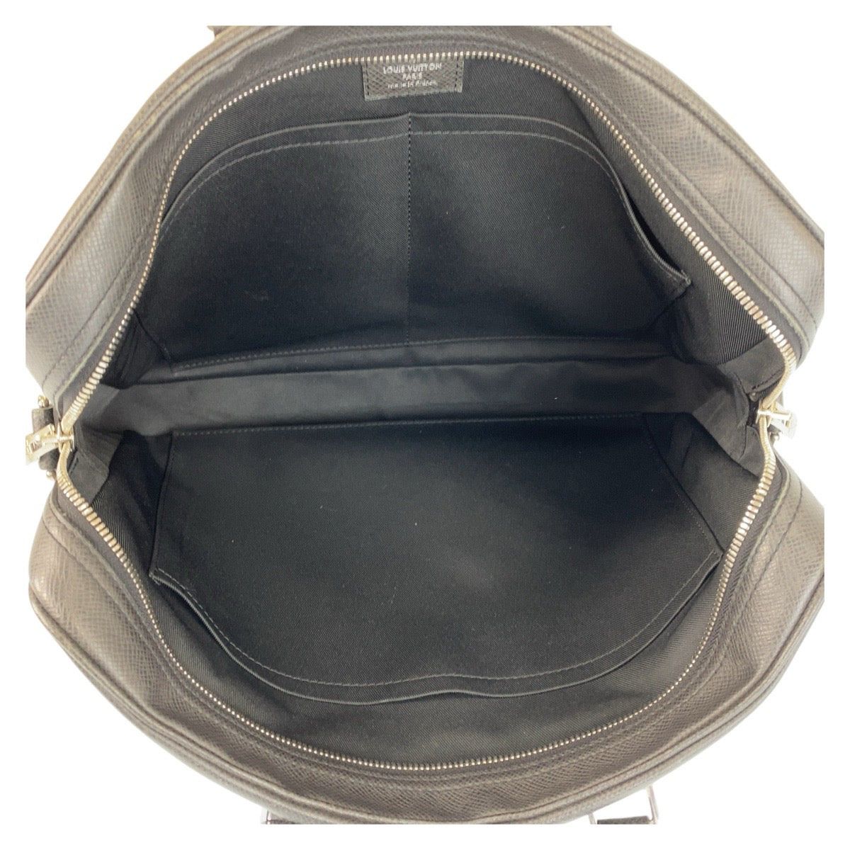 14693
LOUIS VUITTON ルイヴィトン タイガ ポルトドキュマン ヴォワヤージュ ノワール ブラック 黒 シルバー金具 レザー M33412 ビジネスバッグ ブリーフケース  メンズ