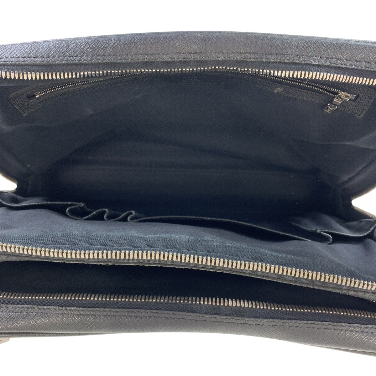 14733
LOUIS VUITTON ルイヴィトン タイガ アレクサンダー アルドワーズ ブラック 黒 シルバー金具 レザー M31162 ビジネスバッグ ブリーフケース 2way  メンズ