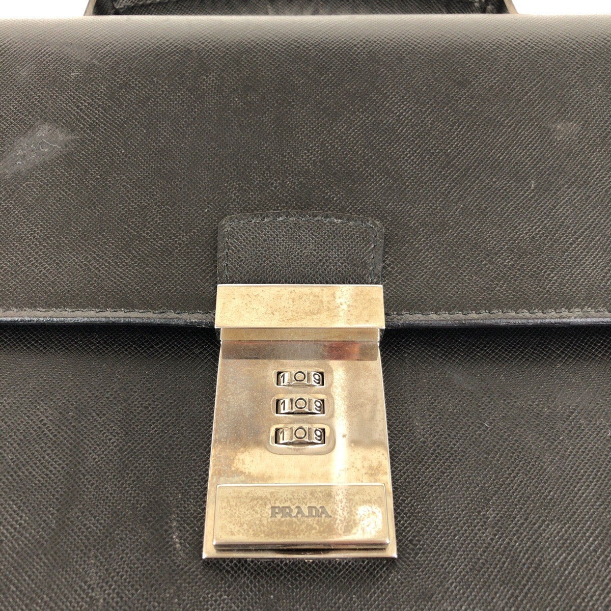 14753
PRADA プラダ サフィアーノ ブラック 黒 シルバー金具 レザー ビジネスバッグ ブリーフケース  メンズ ABP26