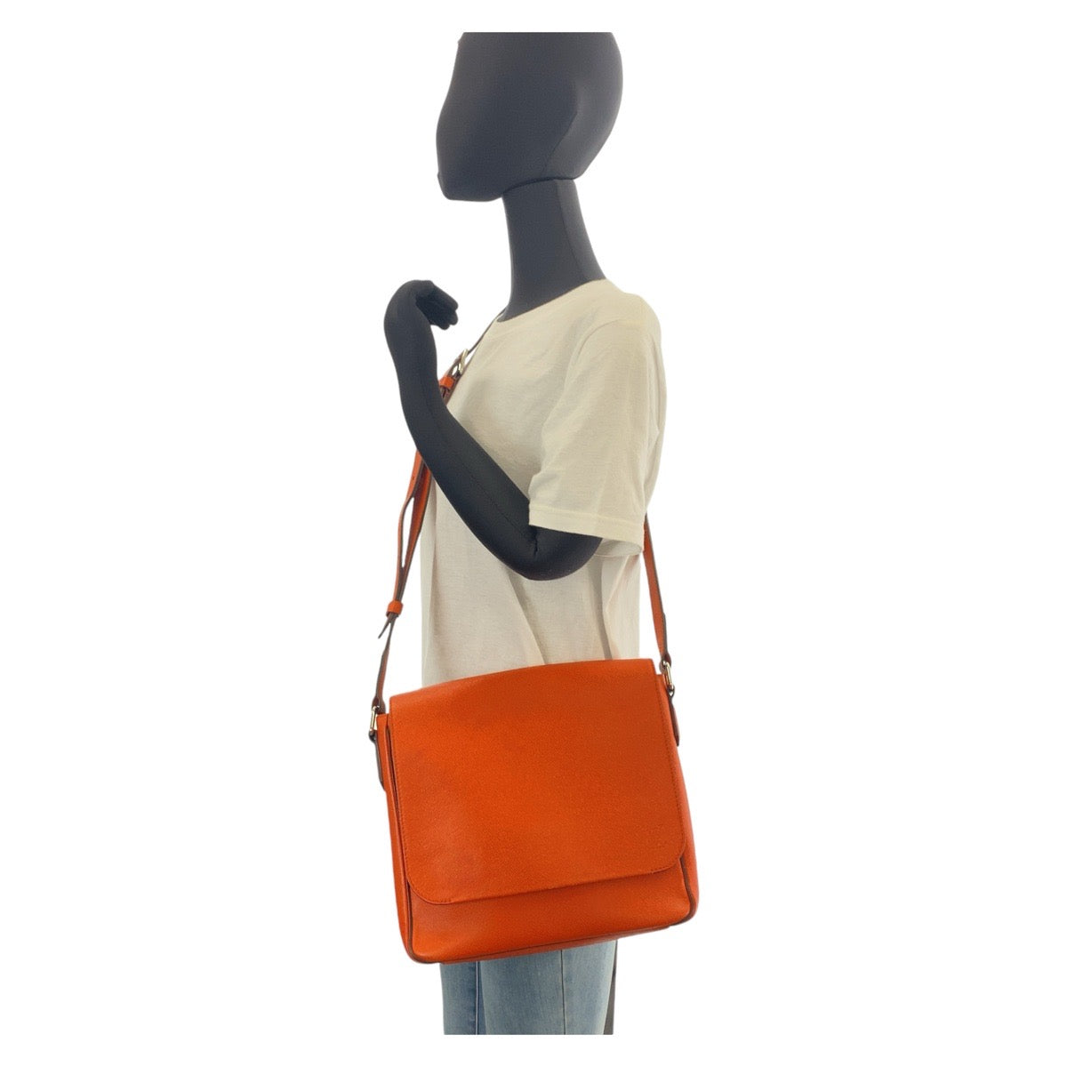 14762
LOUIS VUITTON ルイヴィトン タイガ ロマンPM オレンジ シルバー金具 レザー M30618 斜め掛け ショルダーバッグ メンズ ABP54