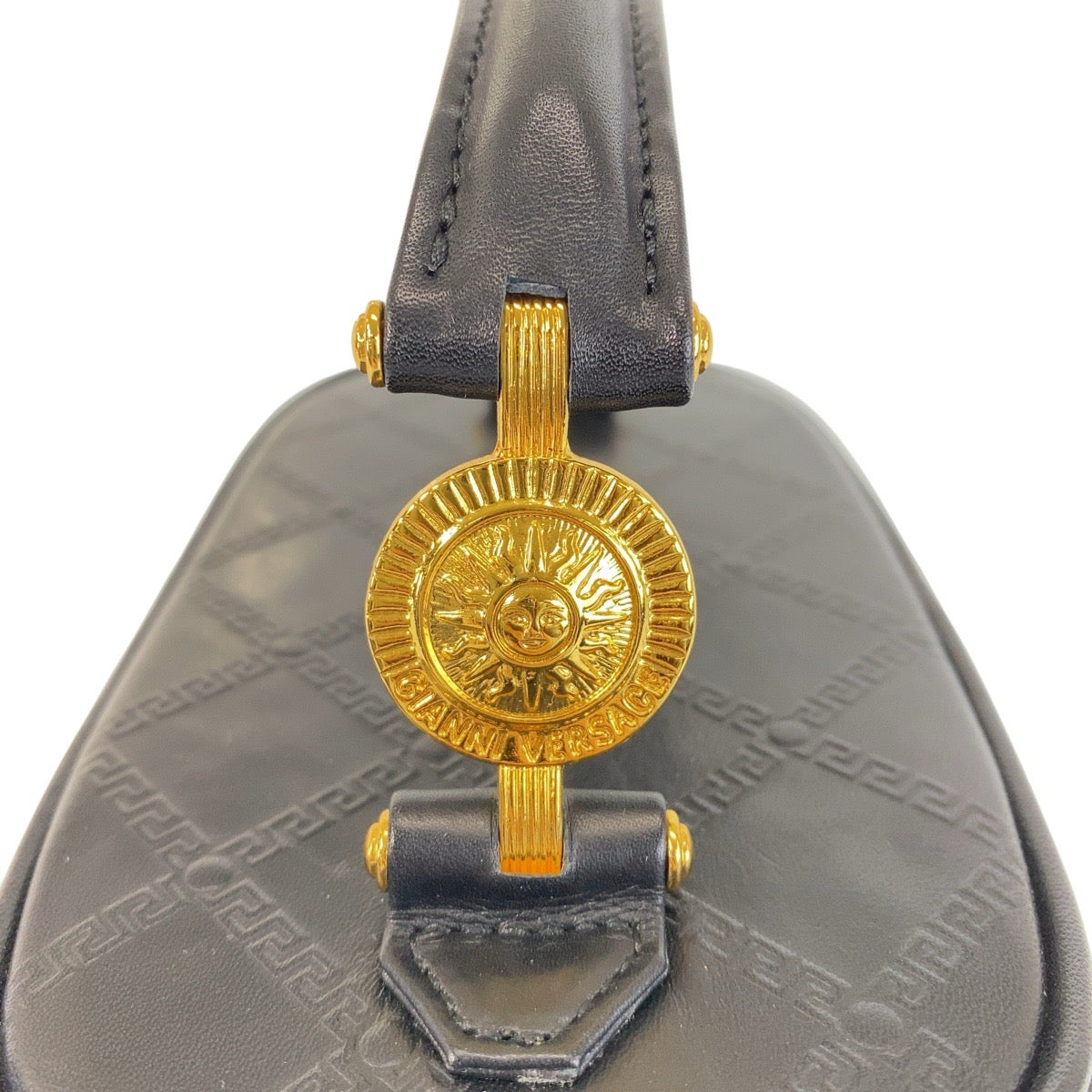 14772
VERSACE ヴェルサーチ ヴィンテージ メデューサ サンバースト ブラック 黒 ゴールド金具 レザー ショルダーバッグ バニティバッグ ハンドバッグ 2way  レディース A56