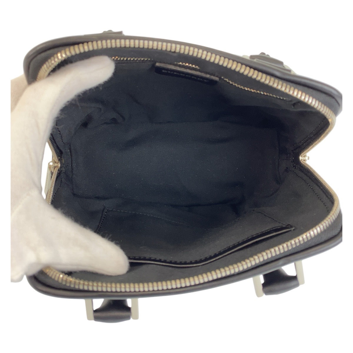 14774
BURBERRY バーバリー チェック柄 ブラック 黒 シルバー金具 ウール / レザー ハンドバッグ  レディース A18