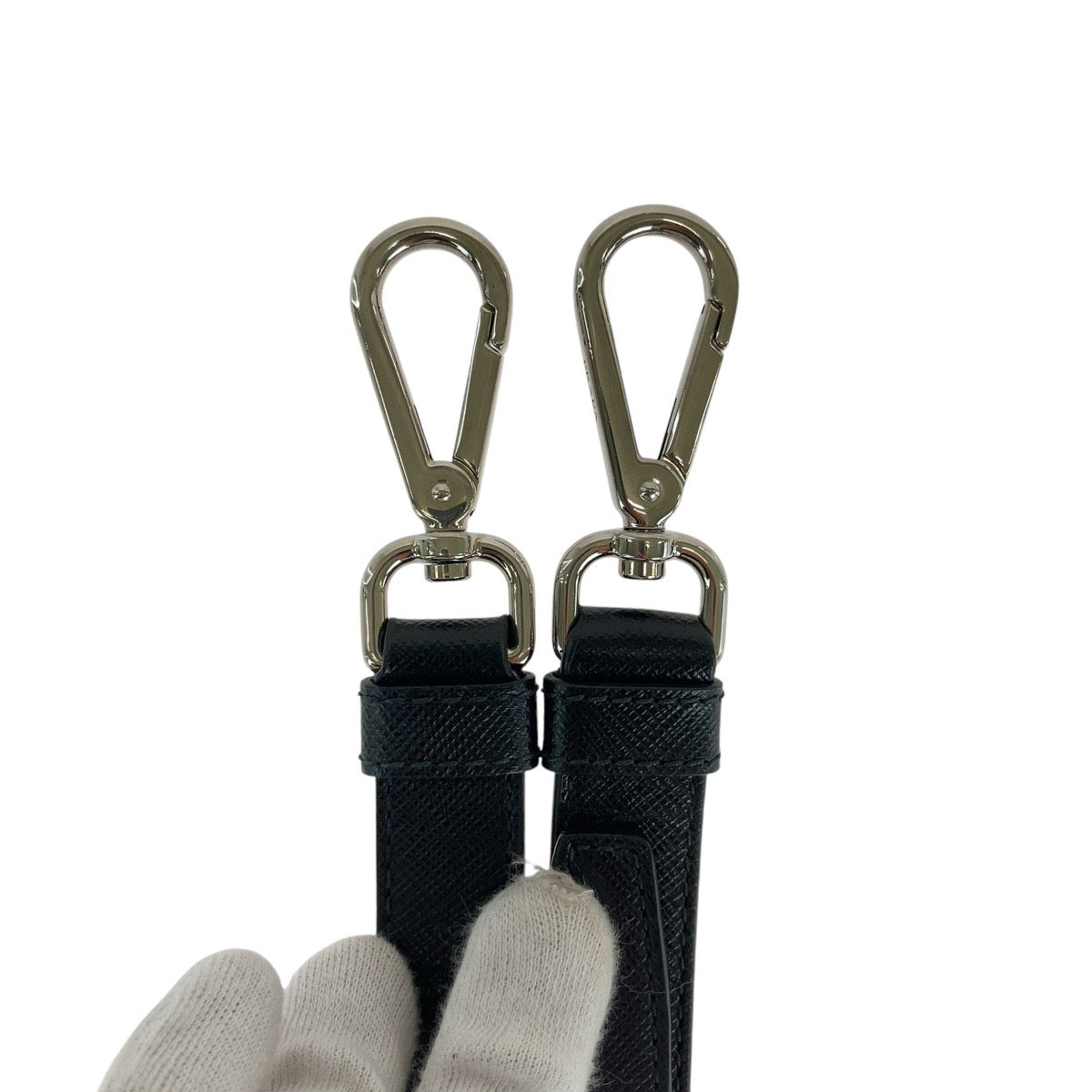 14785
PRADA プラダ サフィアーノ ショルダーストラップのみ ブラック 黒 シルバー金具 レザー ショルダーバッグ  レディース
