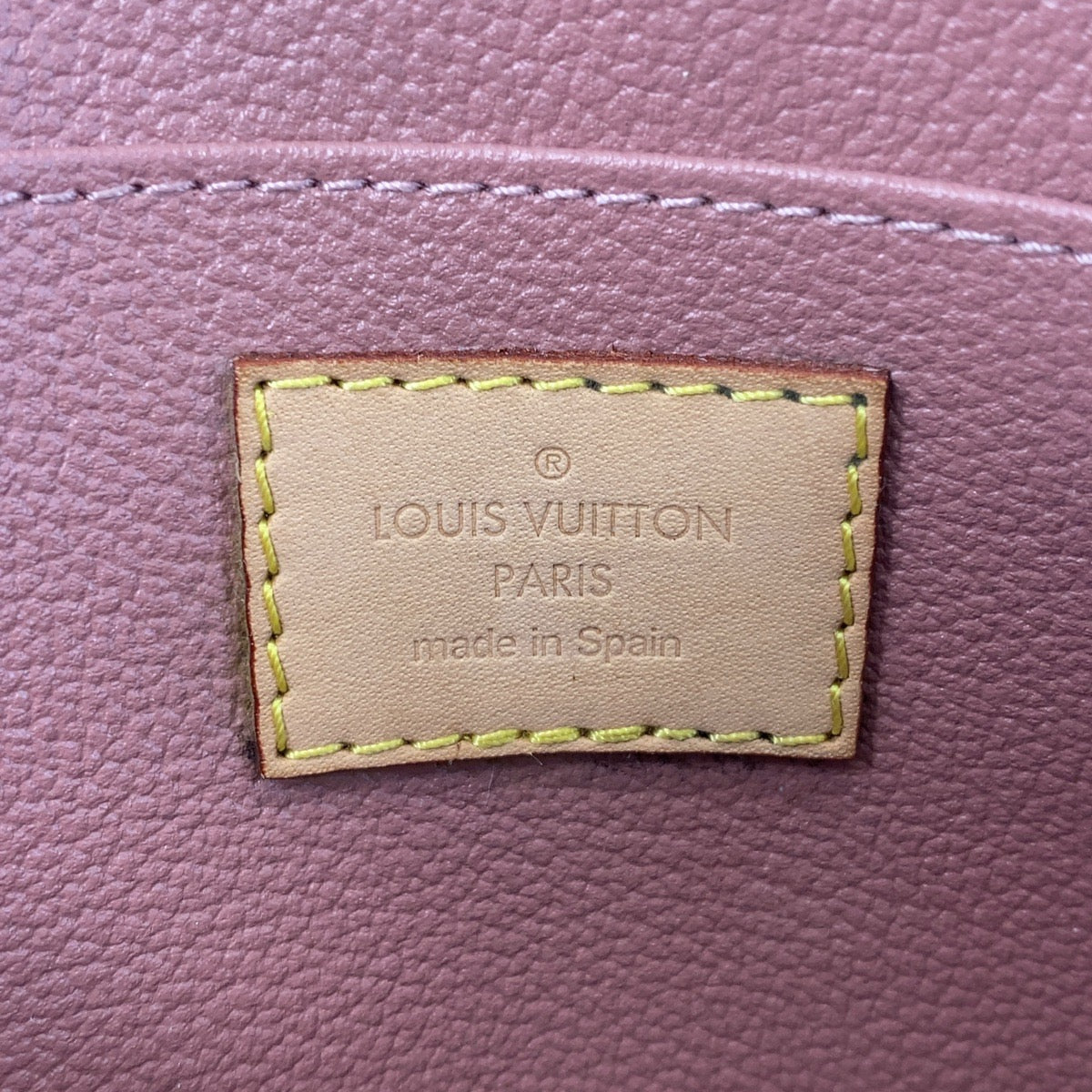 14786
LOUIS VUITTON ルイヴィトン ヴェルニ イカットフラワー ポシェット コスメティック ローズヴェルール ピンク ゴールド金具 パテントレザー M90046 ポーチ  レディース