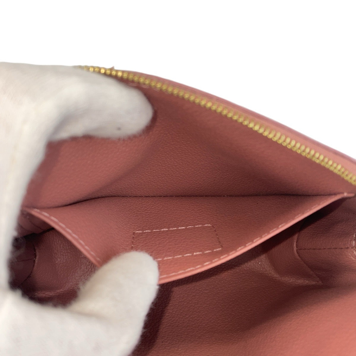 14786
LOUIS VUITTON ルイヴィトン ヴェルニ イカットフラワー ポシェット コスメティック ローズヴェルール ピンク ゴールド金具 パテントレザー M90046 ポーチ  レディース