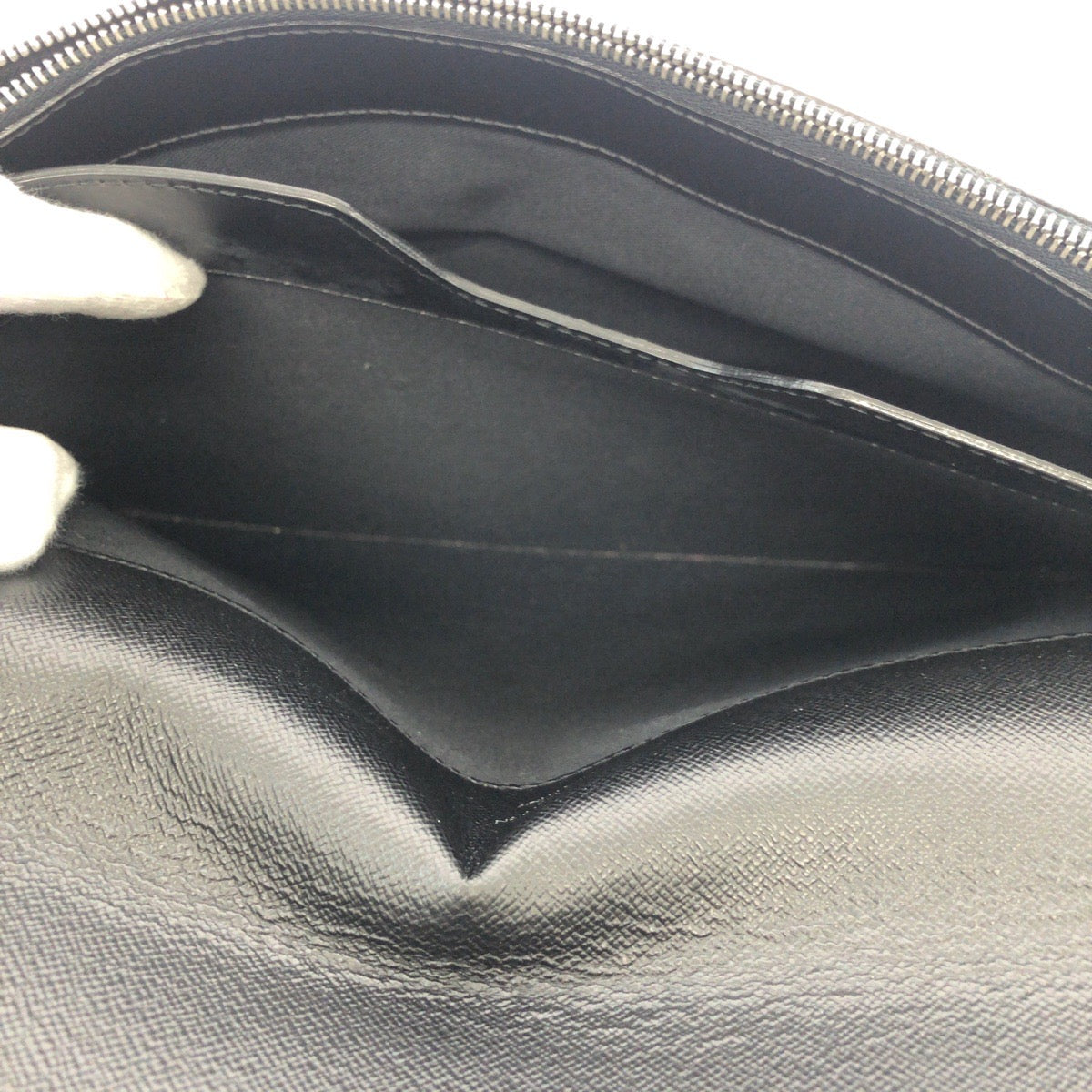 14812
LOUIS VUITTON ルイヴィトン タイガ ミヌート アルドワーズ ブラック 黒 シルバー金具 レザー M31062 ビジネスバッグ ブリーフケース  メンズ