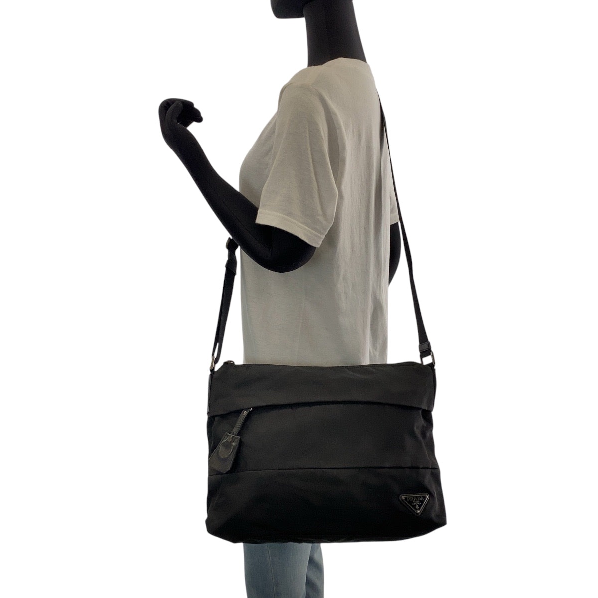 14868
PRADA プラダ テスート 三角ロゴプレート ブラック 黒 シルバー金具 BT0740 ショルダーバッグ ポシェット 男女兼用  メンズ