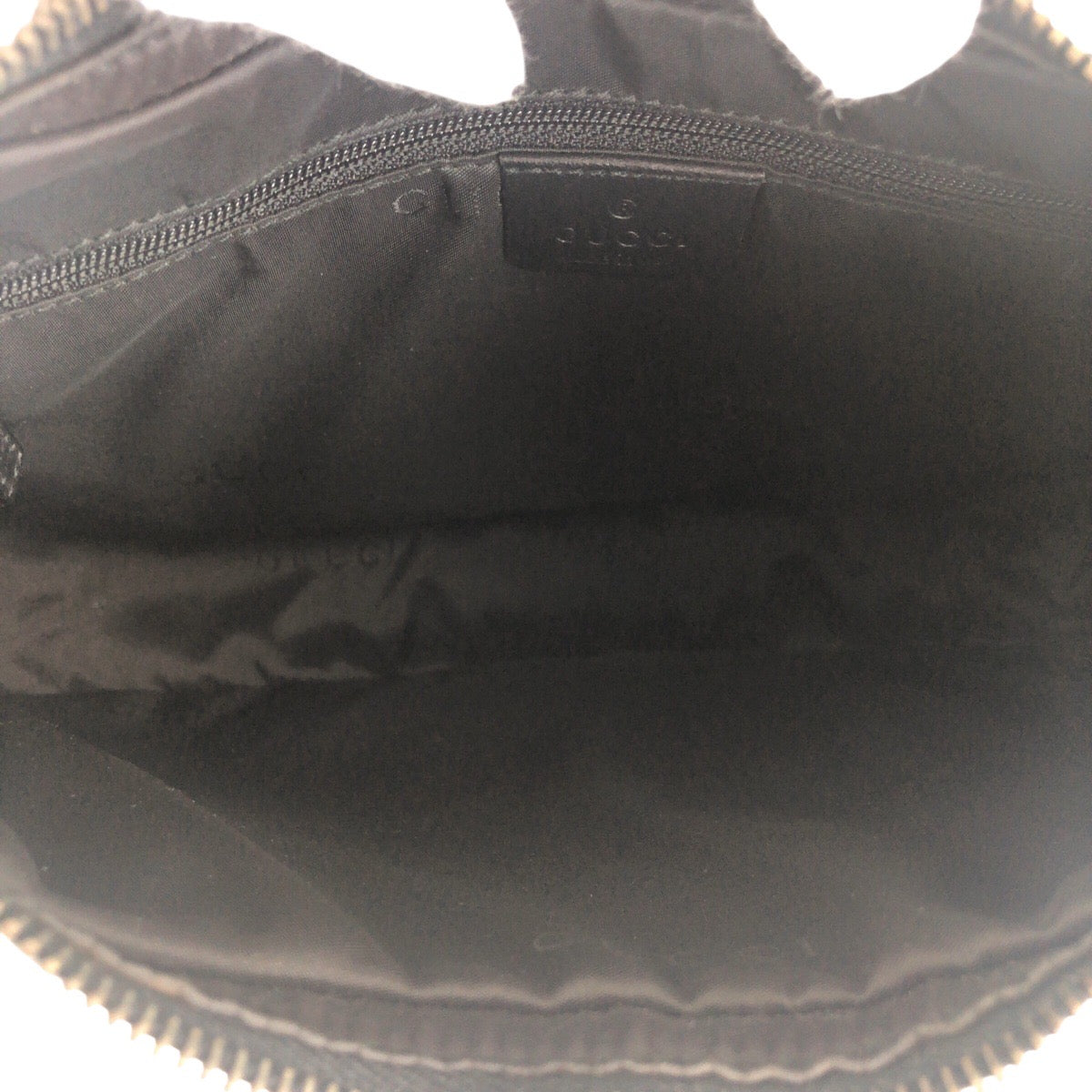 14871
GUCCI グッチ ブラック 黒 シルバー金具 レザー 001 3812 ショルダーバッグ  レディース