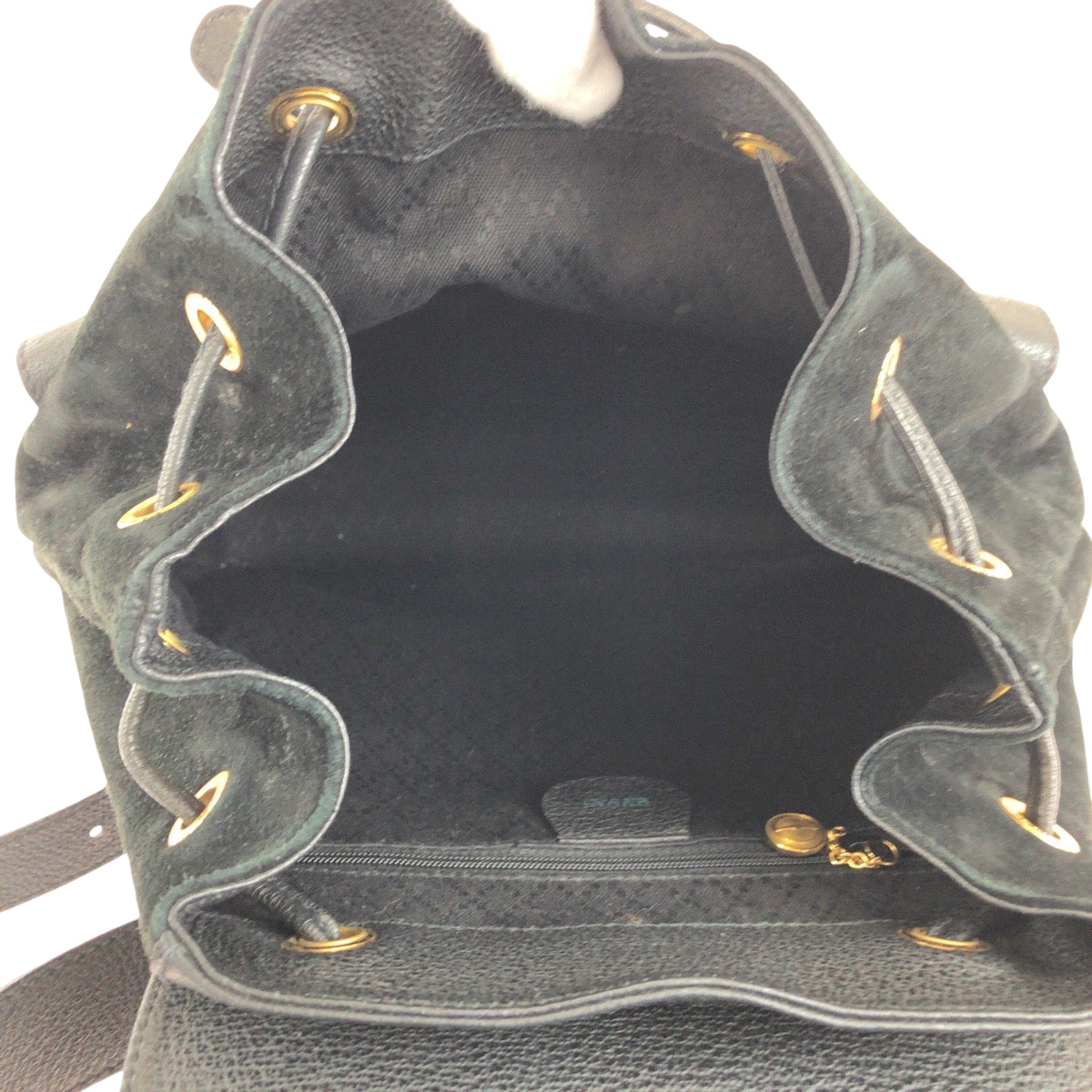 14880
GUCCI グッチ ヴィンテージ バンブー ブラック 黒 ゴールド金具 スウェード / レザー 003 2058 リュックサック バックパック  レディース ABP32