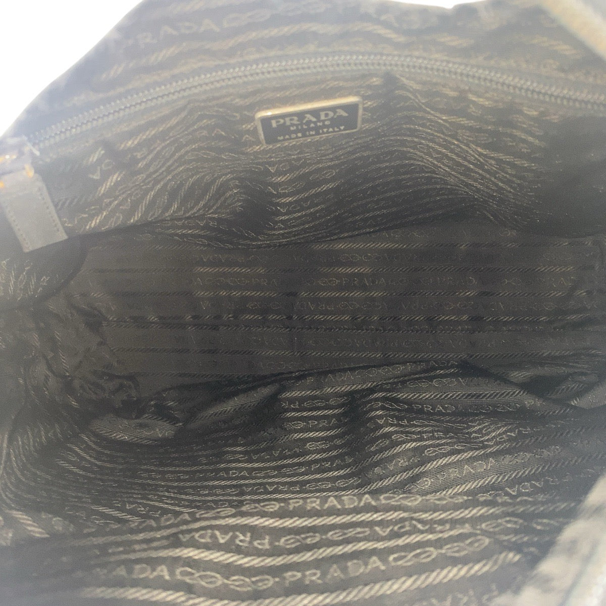 14900
PRADA プラダ テスート 三角ロゴプレート ブラック 黒 シルバー金具 ナイロン ショルダーバッグ トートバッグ レディース AB35