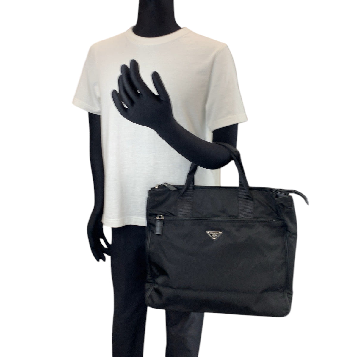 14934
PRADA プラダ テスート 三角ロゴプレート ブラック 黒 シルバー金具 ナイロン V407S ショルダーバッグ ビジネスバッグ 2way トートバッグ  メンズ