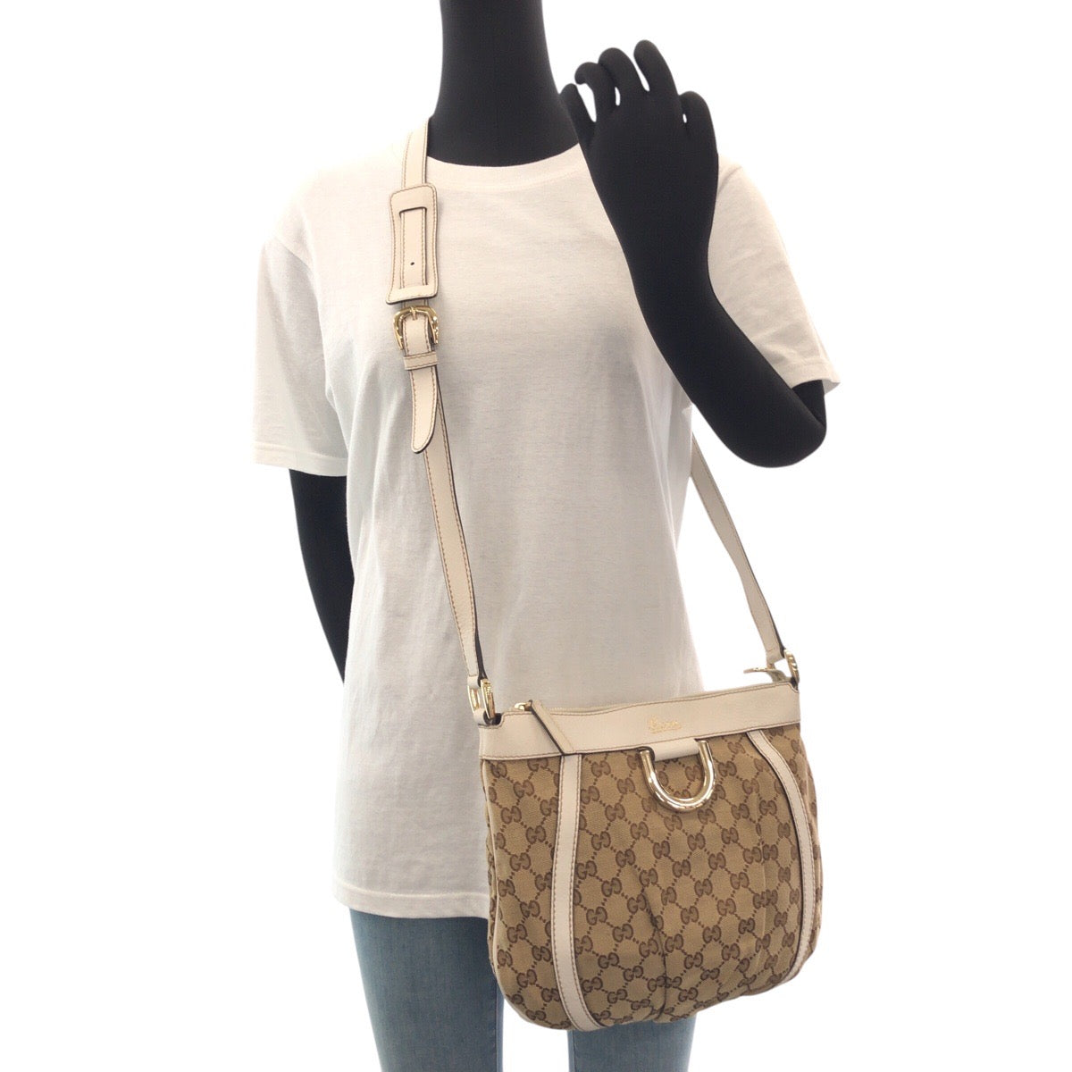 14943
GUCCI グッチ ベージュ ホワイト ゴールド金具 GGキャンバス / レザー 203257 斜め掛け ショルダーバッグ  レディース