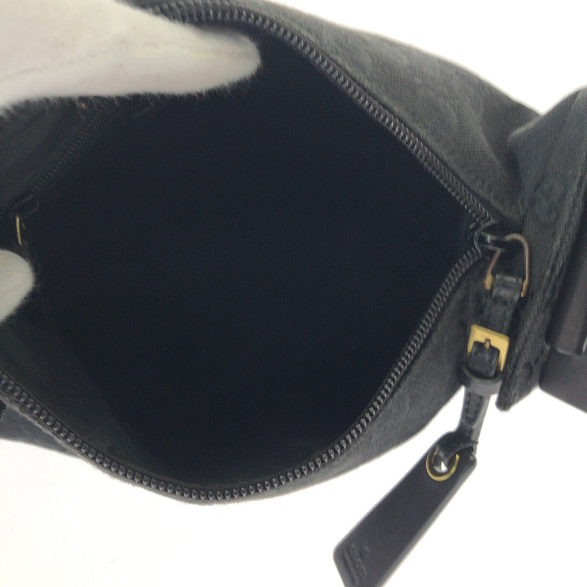 14945
GUCCI グッチ ブラック 黒 ゴールド金具 GGキャンバス 92699 ホーボー ワンショルダーバッグ 肩掛け  レディース