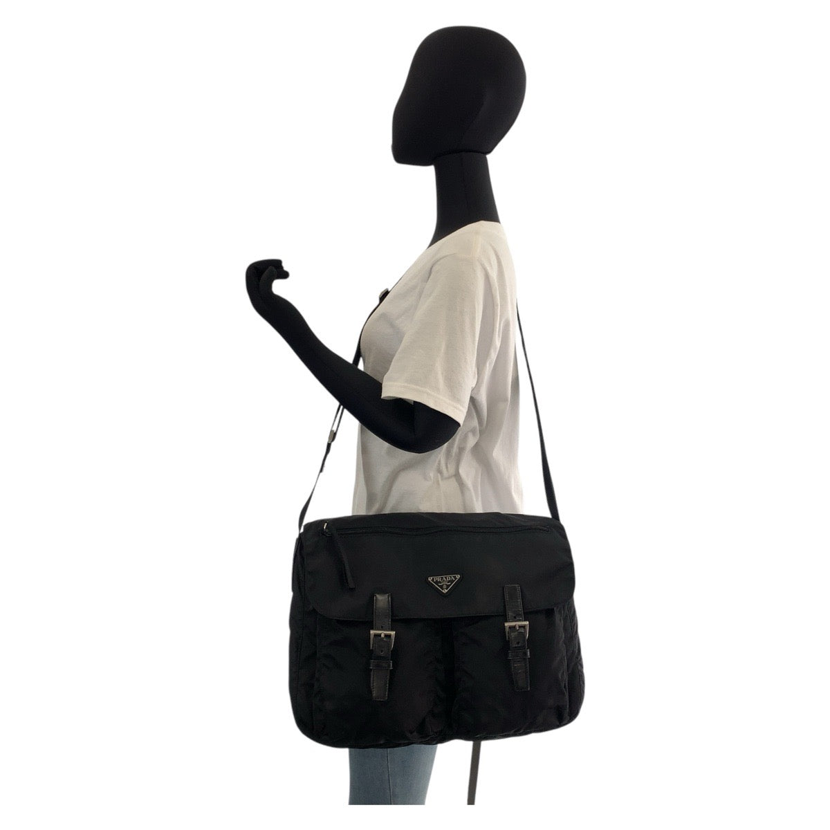 14995
PRADA プラダ テスート 三角ロゴプレート ブラック 黒 シルバー金具 ナイロン ショルダーバッグ メッセンジャーバッグ 男女兼用  メンズ