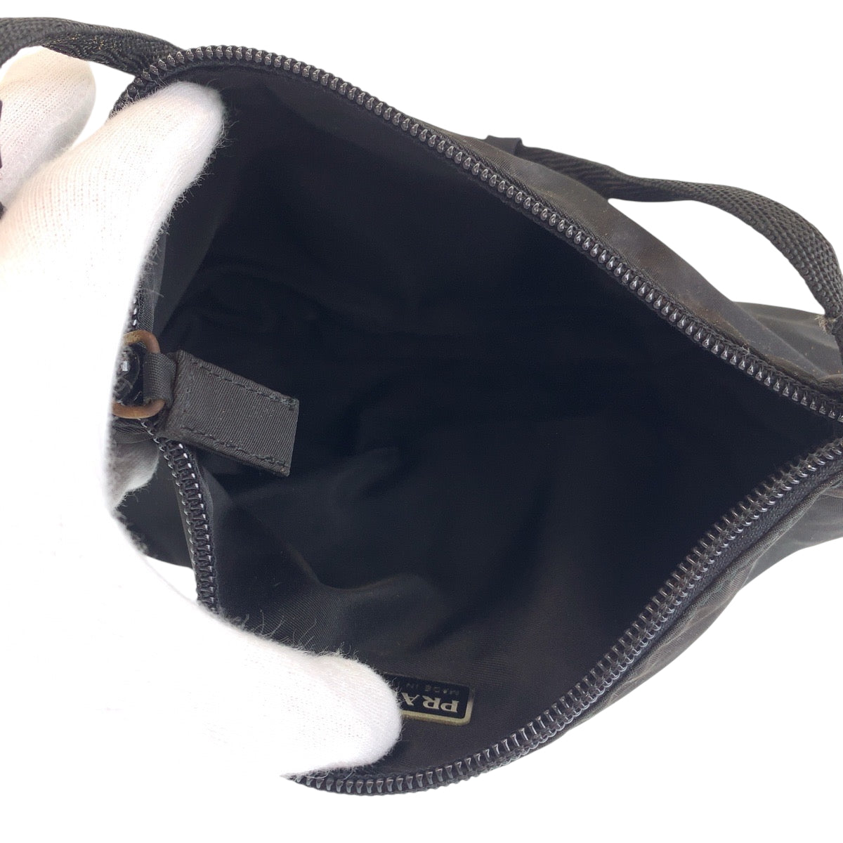 15020
PRADA プラダ テスート スポーツ 三角ロゴプレート ブラック 黒 シルバー金具 ナイロン MV633 ハンドバッグ アクセサリーポーチ  レディース
