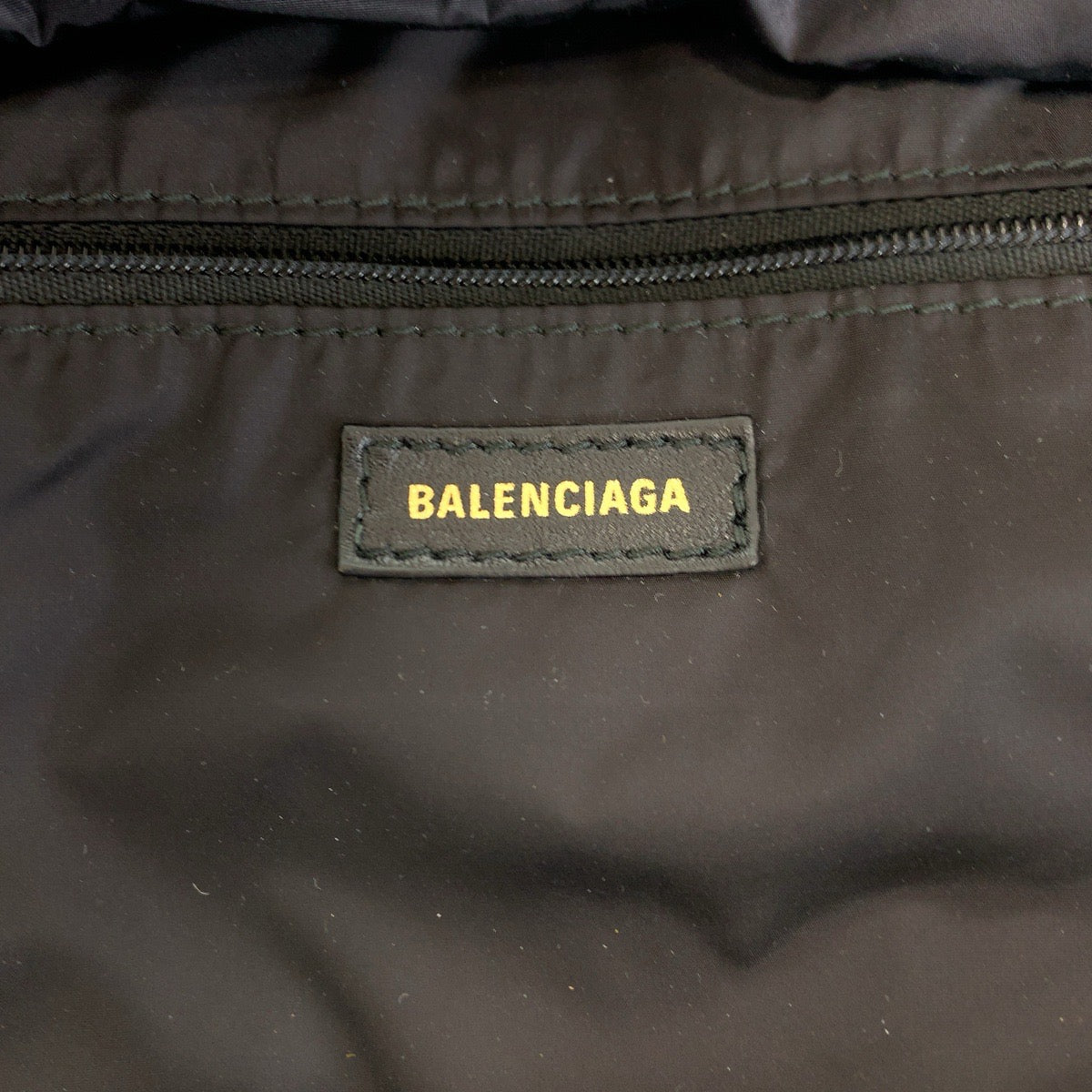 15048
BALENCIAGA バレンシアガ ウィール ブラック 黒 ホワイト シルバー金具 ナイロン 565798 リュックサック バックパック  メンズ