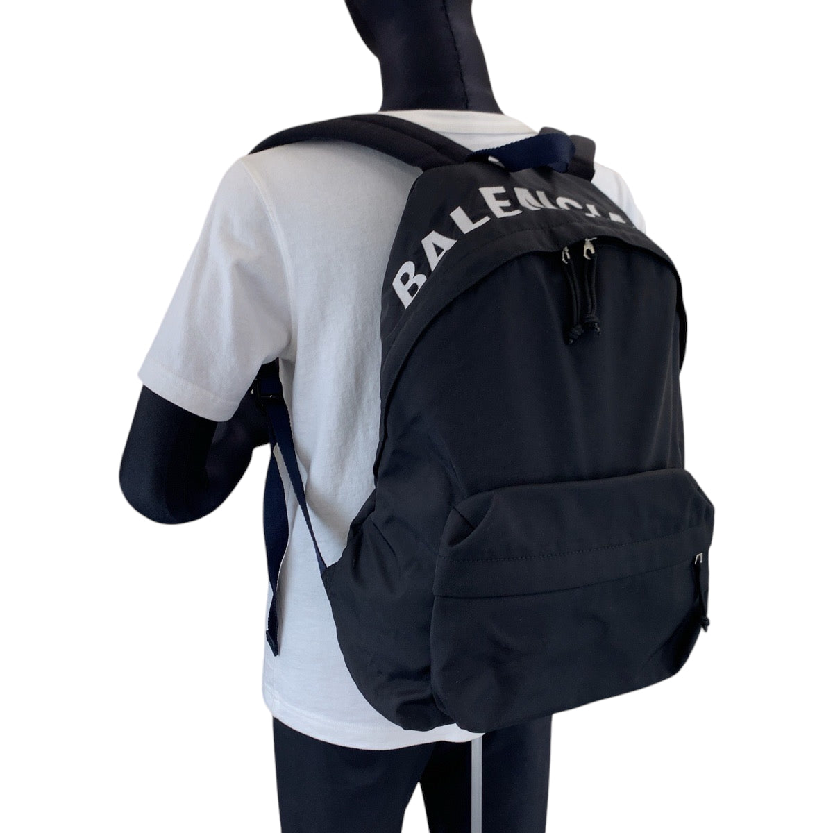 15048
BALENCIAGA バレンシアガ ウィール ブラック 黒 ホワイト シルバー金具 ナイロン 565798 リュックサック バックパック  メンズ