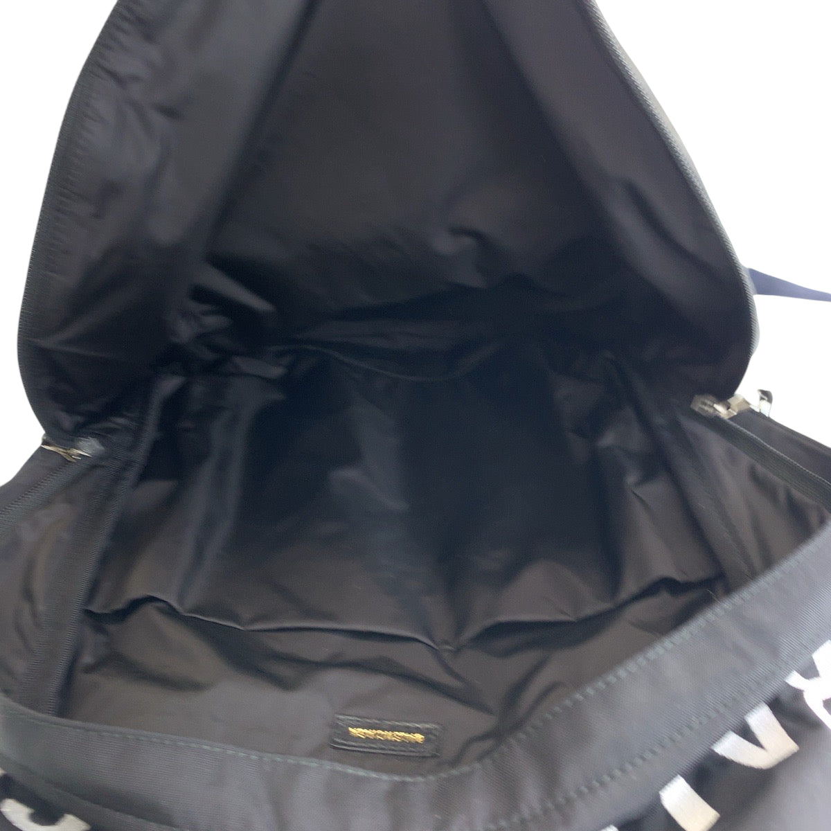 15048
BALENCIAGA バレンシアガ ウィール ブラック 黒 ホワイト シルバー金具 ナイロン 565798 リュックサック バックパック  メンズ