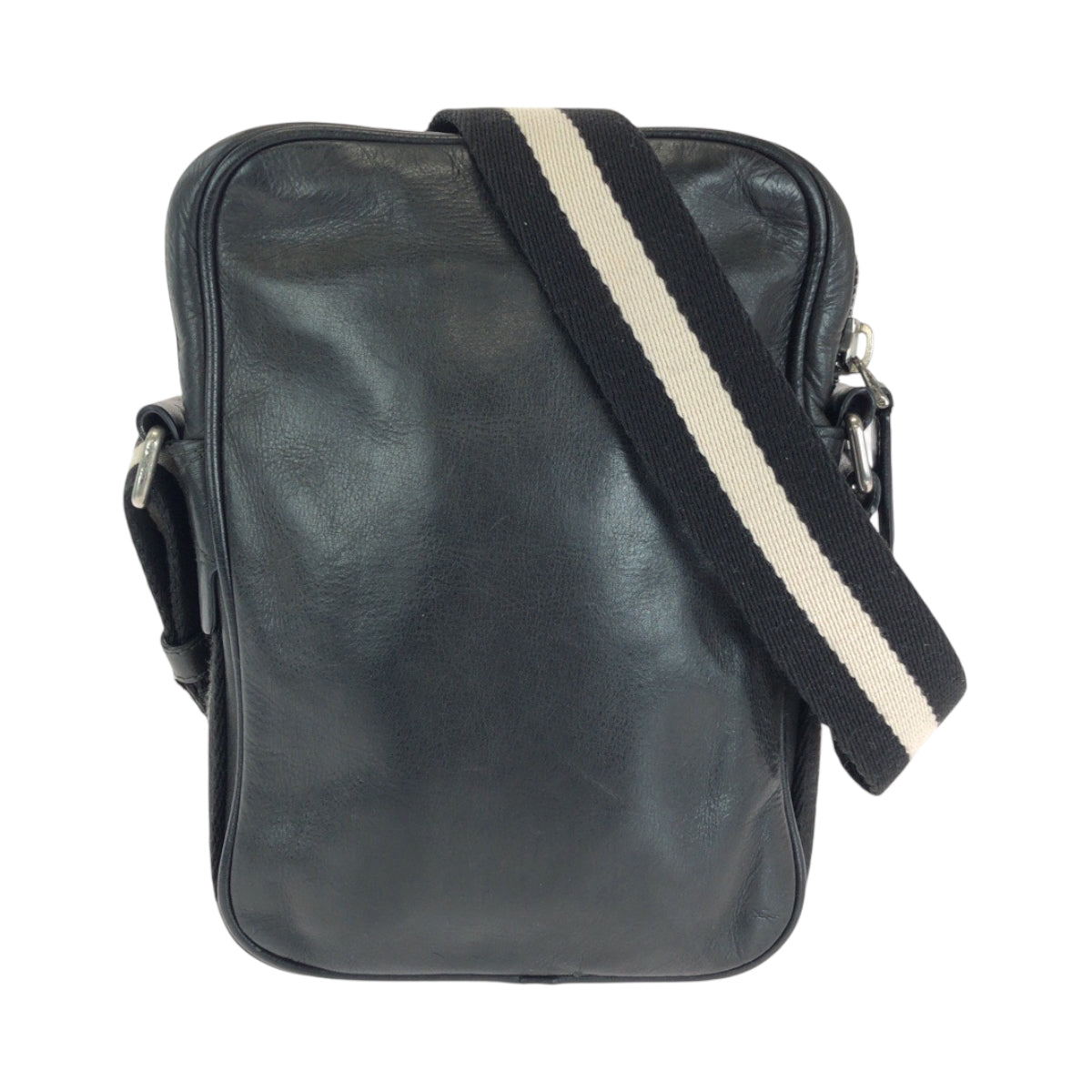 15051
BALLY バリー ストライプ ブラック 黒 ホワイト シルバー金具 レザー TABELLO SM ショルダーバッグ サコッシュ  メンズ