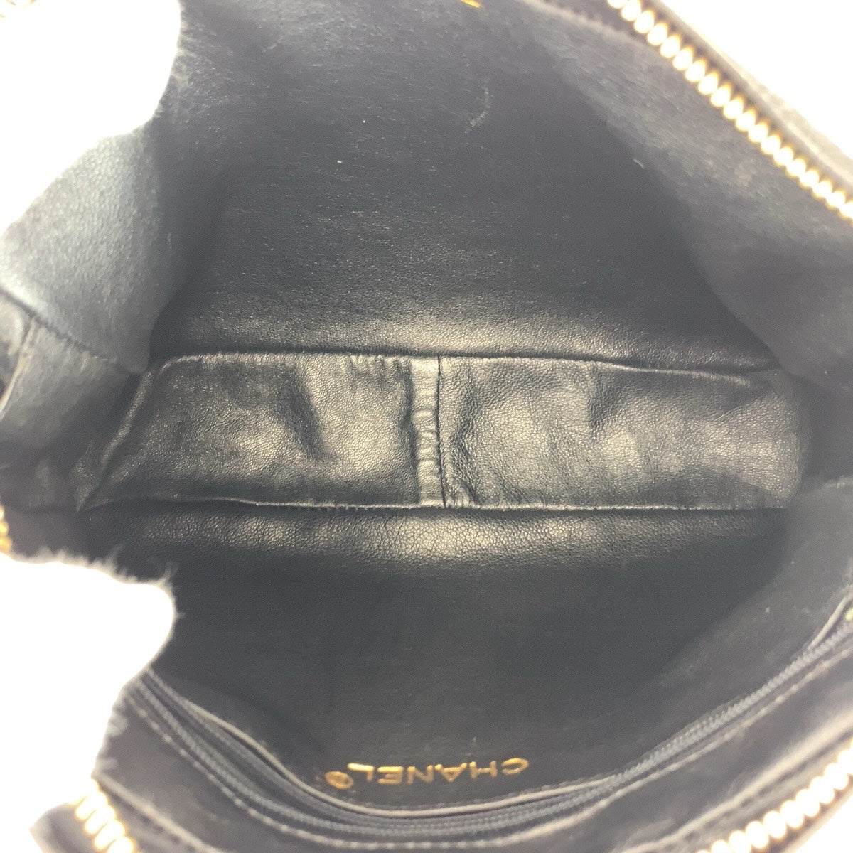 15055
CHANEL シャネル ヴィンテージ マトラッセ フリンジ ブラック 黒 ゴールド金具 ラムスキン ショルダーバッグ  レディース