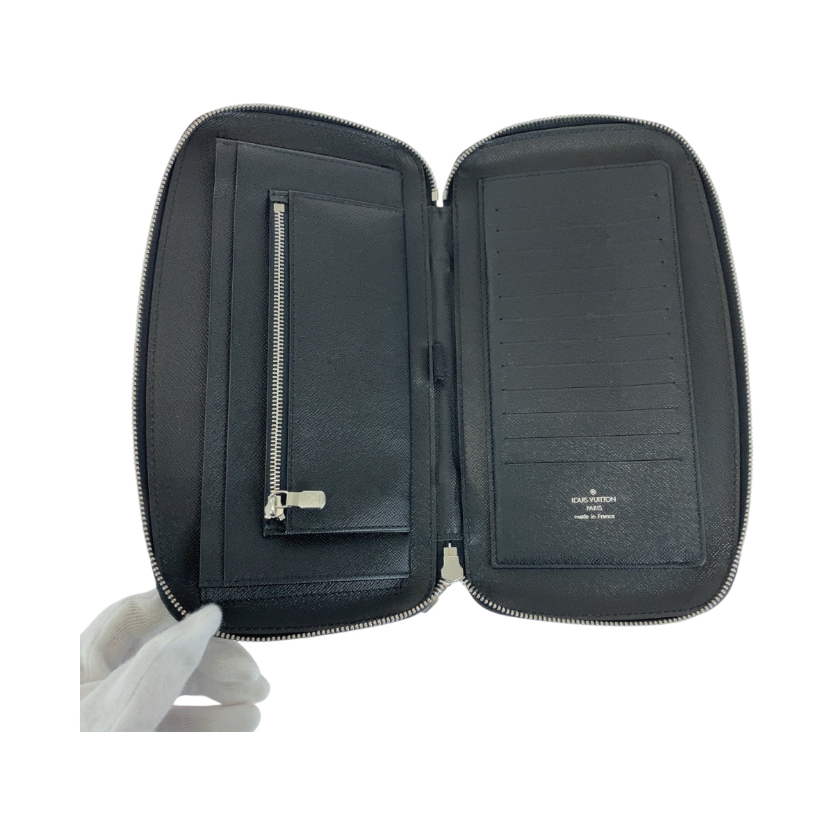 15100
LOUIS VUITTON ルイヴィトン タイガ オーガナイザー アトール ブラック 黒 シルバー金具 タイガ M30652 長財布 ロングウォレット  メンズ A25