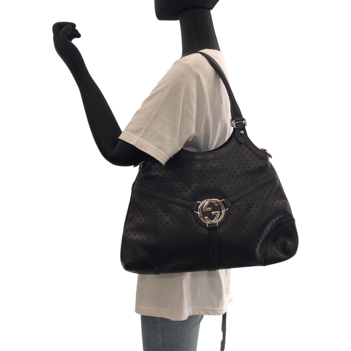 15138
GUCCI グッチ インターロッキング ブラック 黒 シルバー金具 レザー 114875 ホーボー ショルダーバッグ 肩掛け  レディース