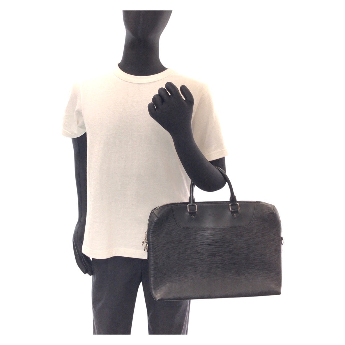 15164
LOUIS VUITTON ルイヴィトン エピ ポルト ドキュマン ジュール ブラック 黒 シルバー金具 レザー M50163 ビジネスバッグ ブリーフケース  メンズ ABP60