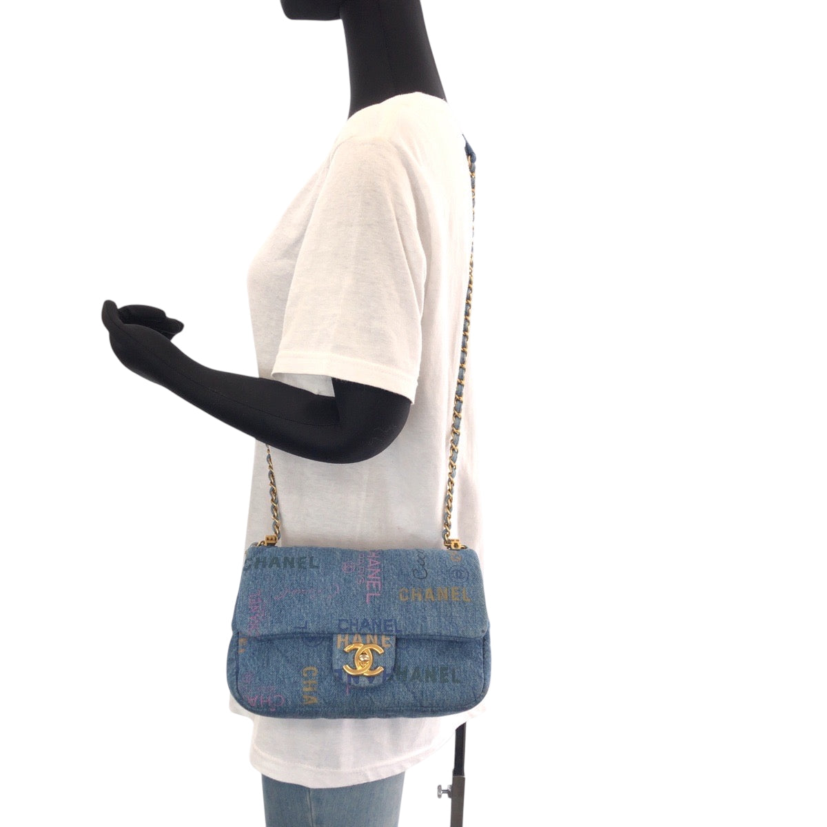 15176
CHANEL シャネル マトラッセ スモールフラップ ココマーク ターンロック デニム ブルー ゴールド金具 コットン チェーンショルダーバッグ 斜め掛け  レディース