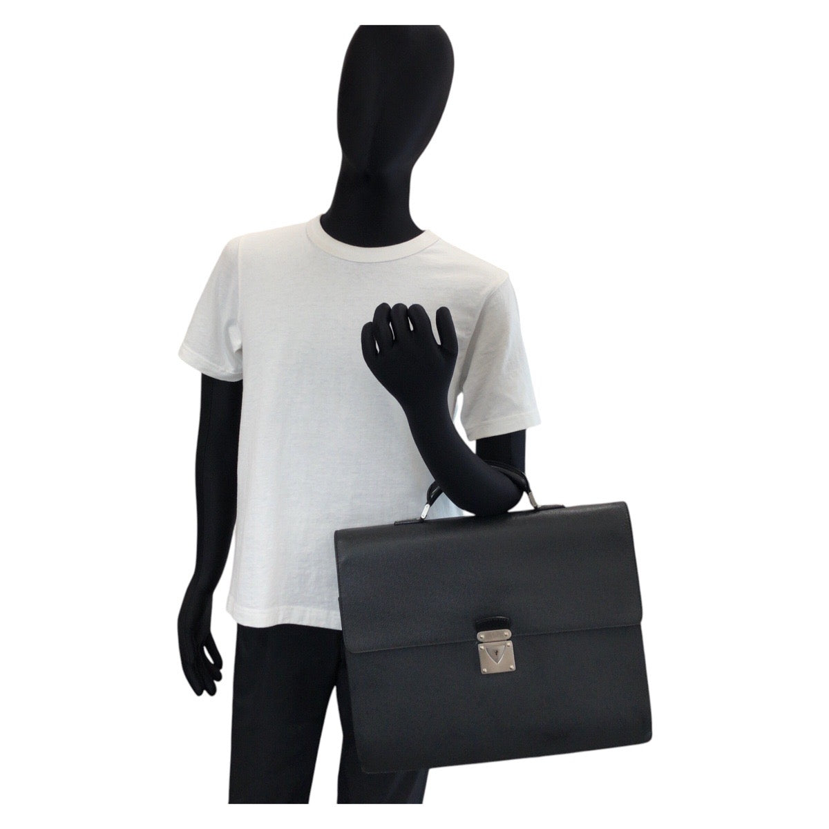 15227
LOUIS VUITTON ルイヴィトン タイガ ロブスト1 アルドワーズ ブラック 黒 シルバー金具 レザー M31052 ビジネスバッグ ブリーフケース  メンズ AB33