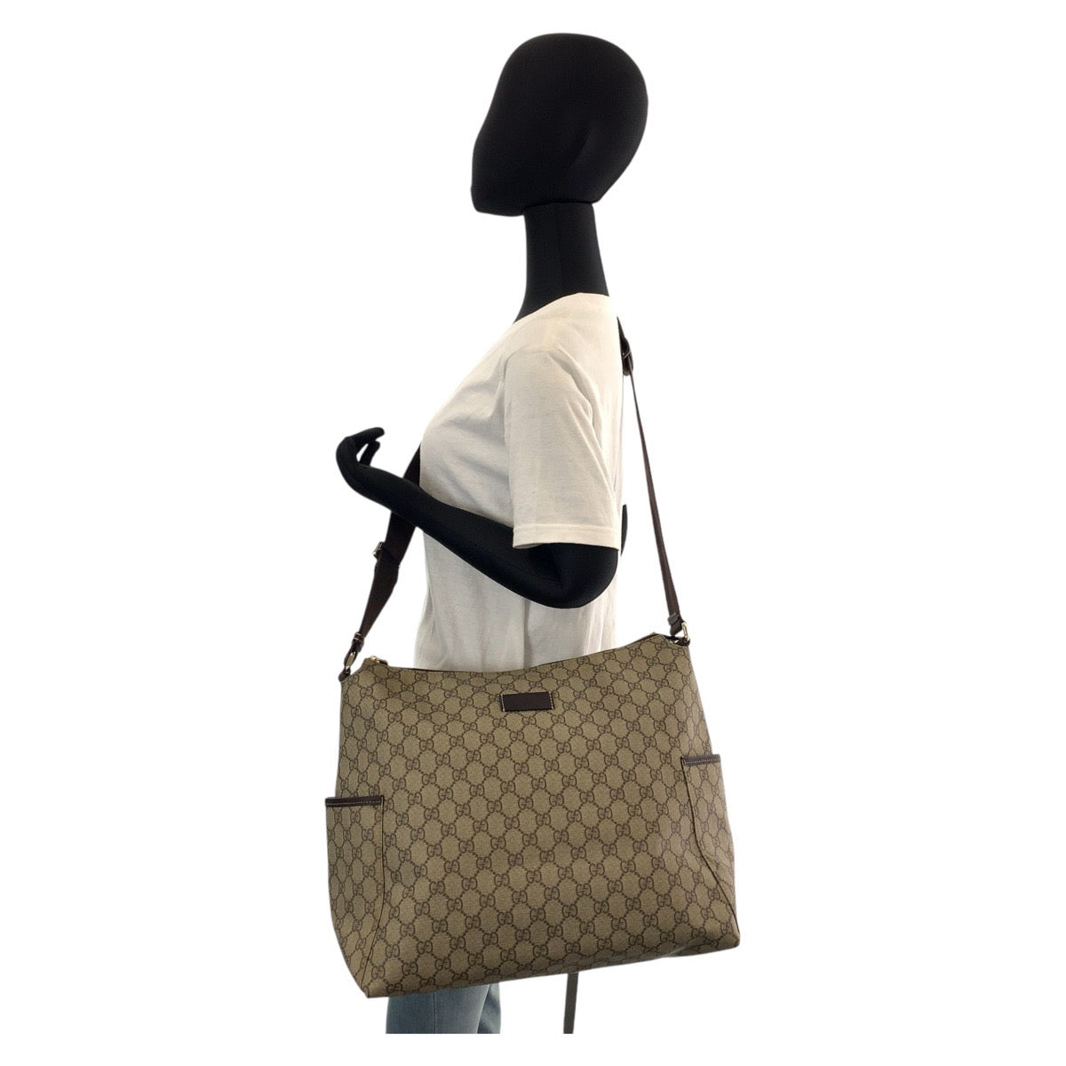 15237
GUCCI グッチ ベージュ ブラウン ゴールド金具 GGスプリームキャンバス 201767 ショルダーバッグ メッセンジャーバッグ 男女兼用  レディース