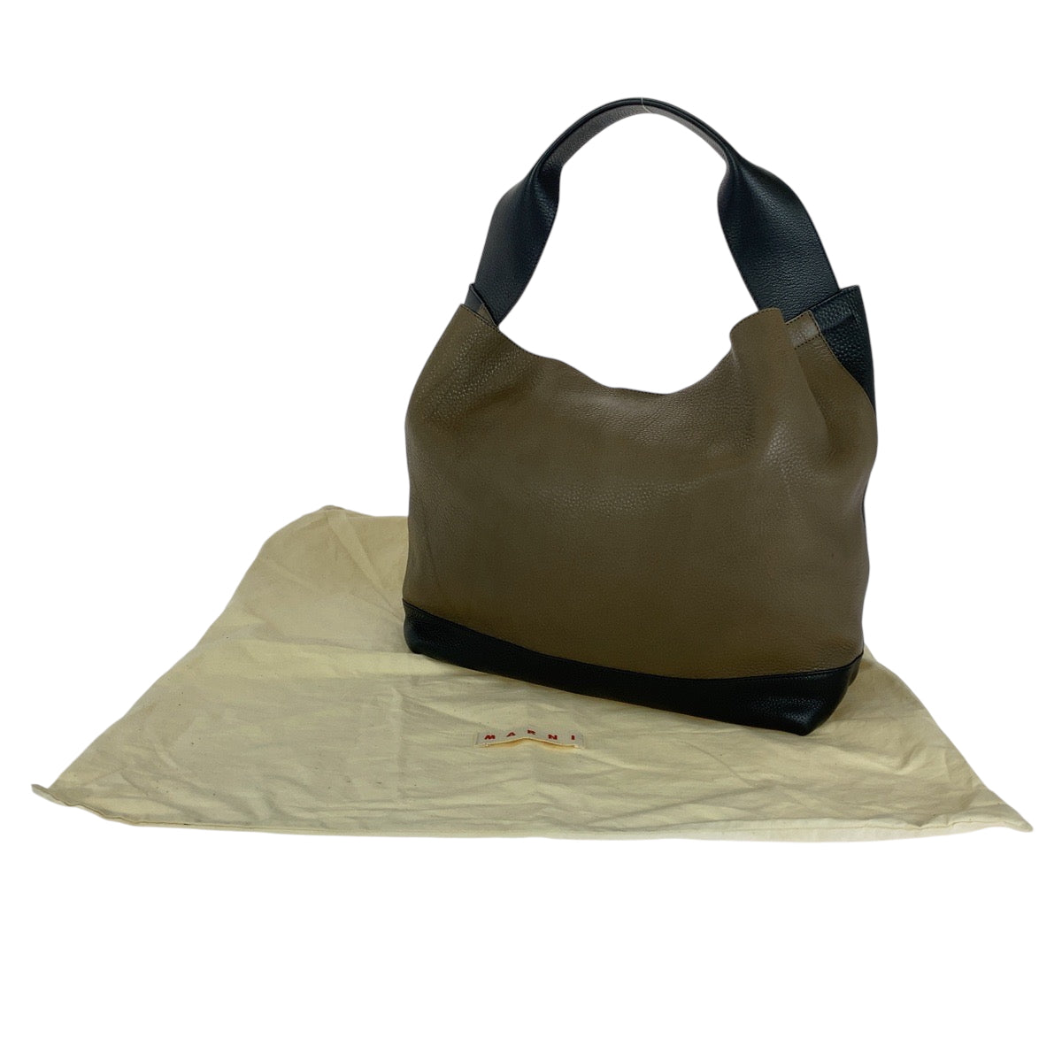 15269
MARNI マルニ ホーボー ブラウン ブラック 黒 ゴールド金具 レザー ワンショルダーバッグ 肩掛け  レディース
