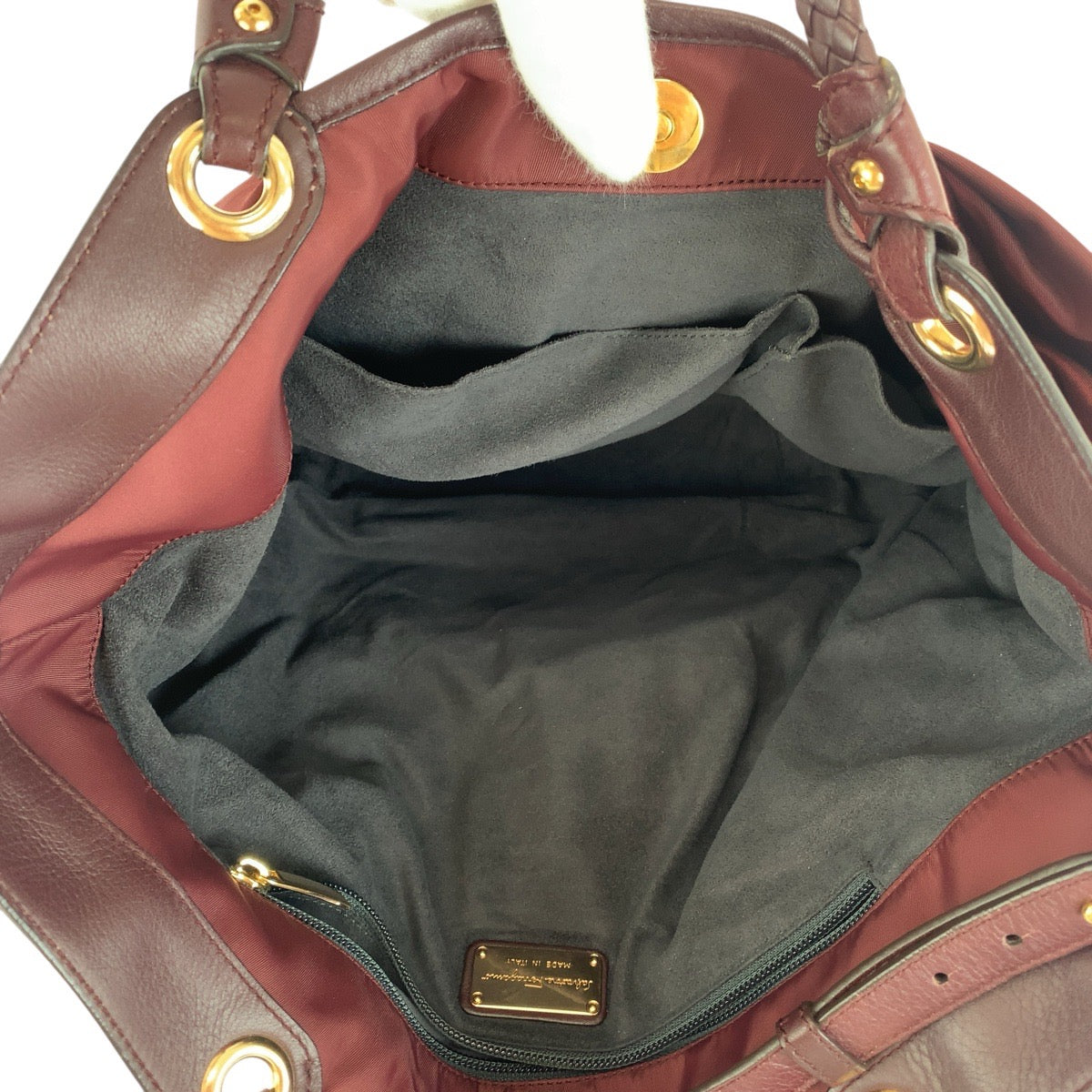15276
Salvatore Ferragamo サルヴァトーレフェラガモ リボン ワインレッド ボルドー ゴールド金具 ナイロン / レザー トートバッグ ショルダーバッグ 2way  レディース A19