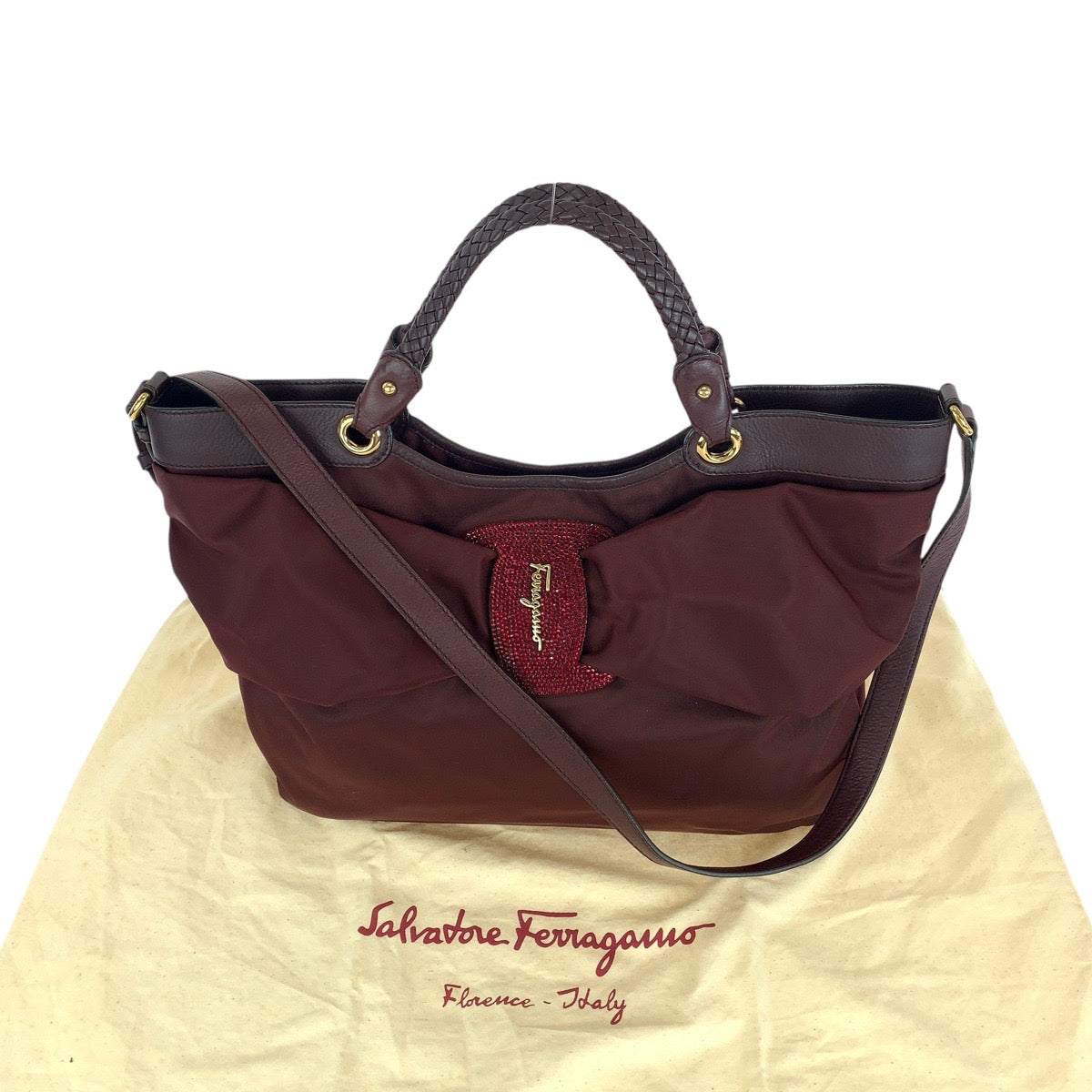 15276
Salvatore Ferragamo サルヴァトーレフェラガモ リボン ワインレッド ボルドー ゴールド金具 ナイロン / レザー トートバッグ ショルダーバッグ 2way  レディース A19