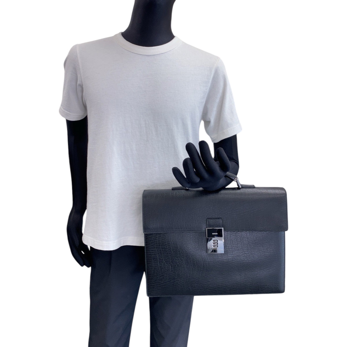 15278
GUCCI グッチ チンギアーレ ダレス ブラック 黒 シルバー金具 レザー 34044 ビジネスバッグ ハンドバッグ  メンズ