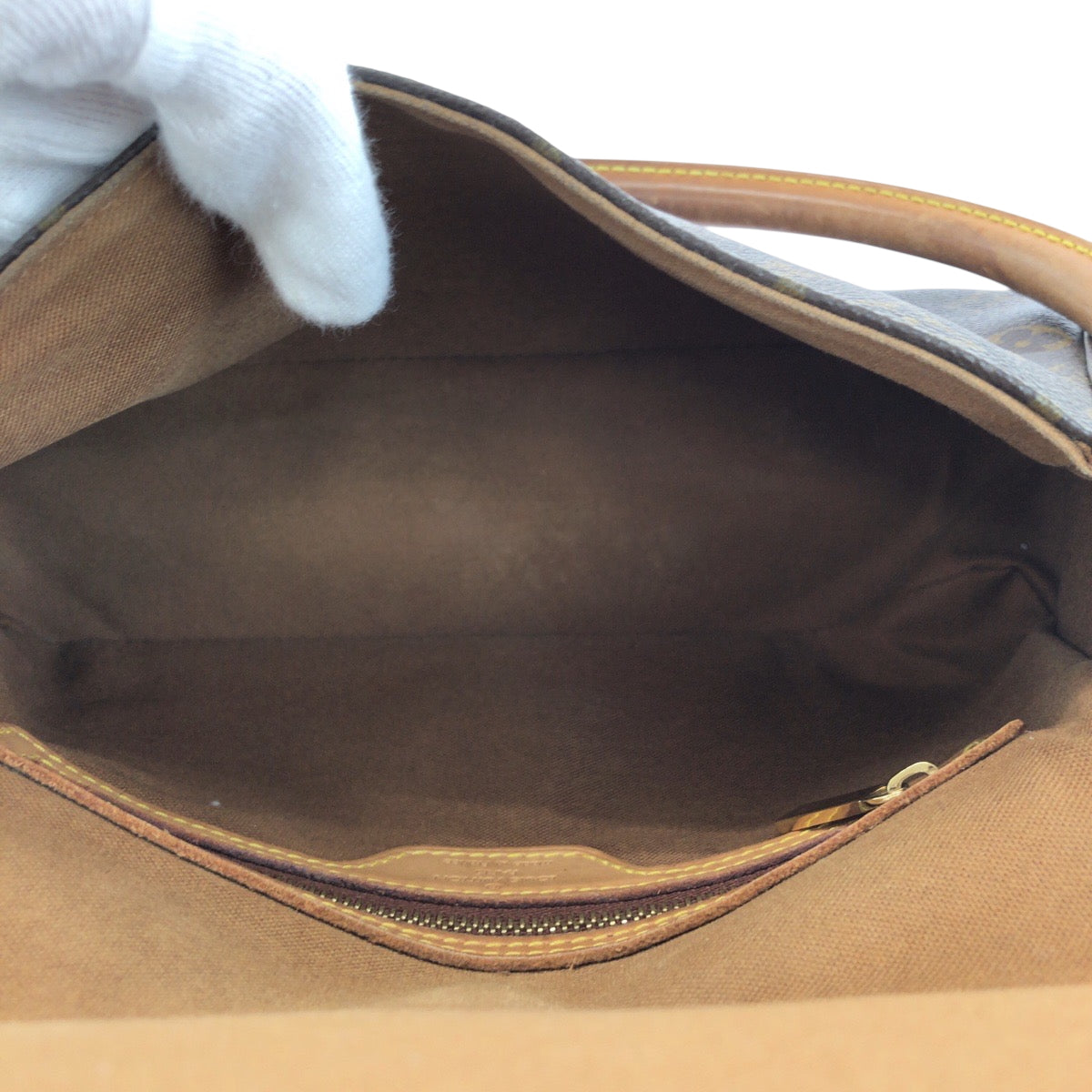 15309
LOUIS VUITTON ルイヴィトン モノグラム ミニルーピング ブラウン ゴールド金具 PVC M51147 ワンショルダーバッグ 肩掛け  レディース