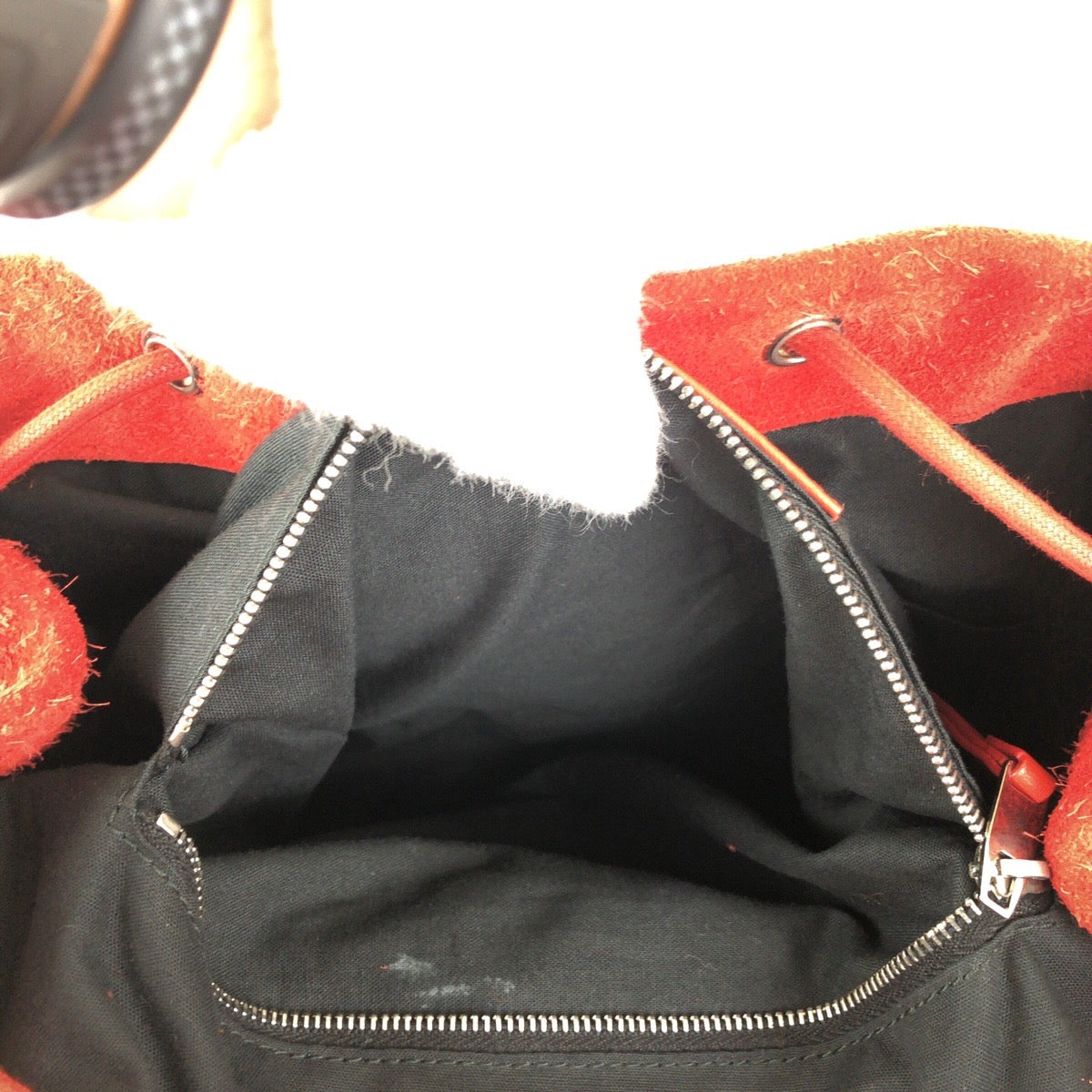 15318
BALENCIAGA バレンシアガ トラベラー レッド シルバー金具 スウェード / レザー 340139 6410 F 002123 リュック・デイパック バックパック 男女兼用  レディース ABP39