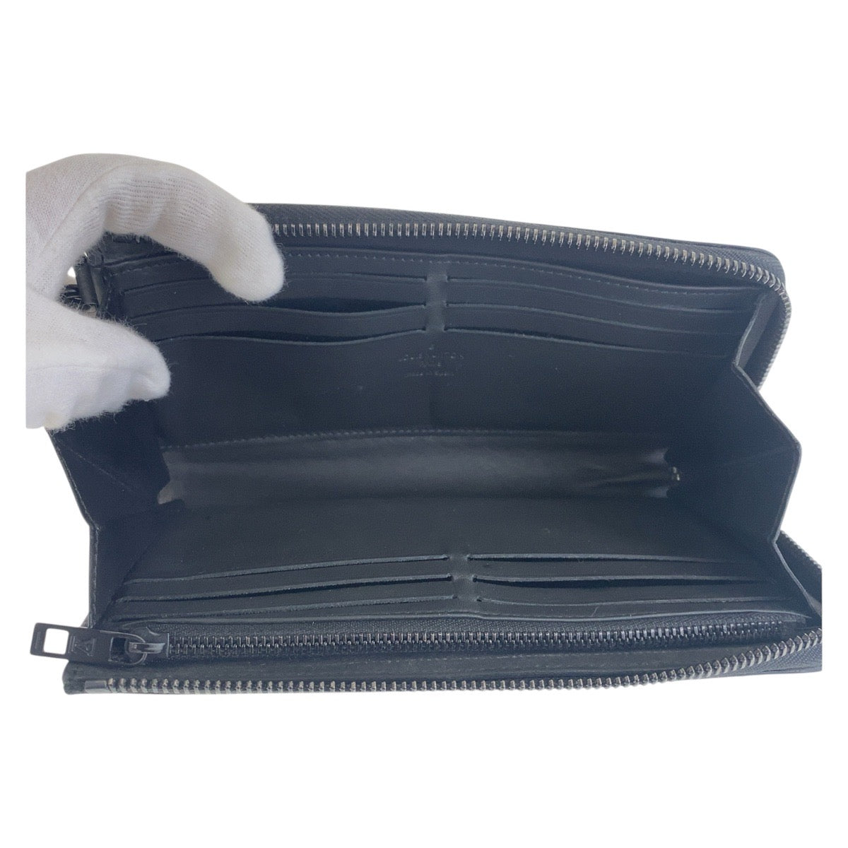 15334
LOUIS VUITTON ルイヴィトン アエログラム ジッピーウォレット ブラック 黒 レザー M69831 長財布 ロングウォレット  メンズ