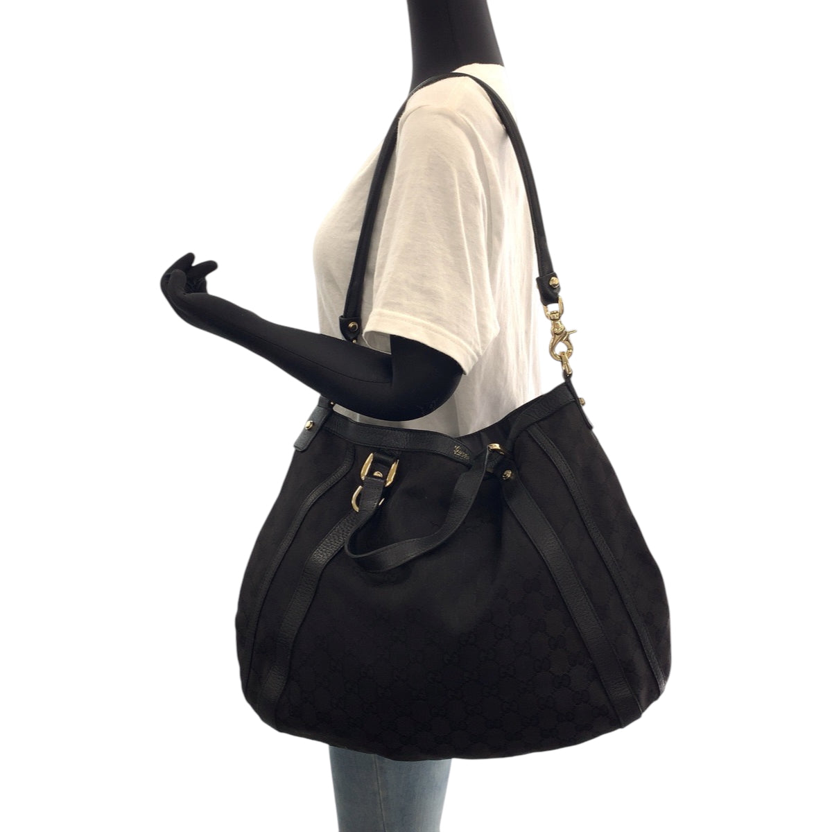 15361
GUCCI グッチ ブラック 黒 シルバー金具 GGキャンバス 130734 ワンショルダーバッグ ハンドバッグ 2way  レディース