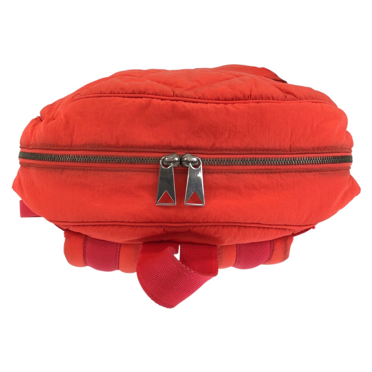 15374
BOTTEGAVENETA ボッテガヴェネタ マキシイントレチャート レッド シルバー金具 ナイロン リュック バッグパック男女兼用  レディース