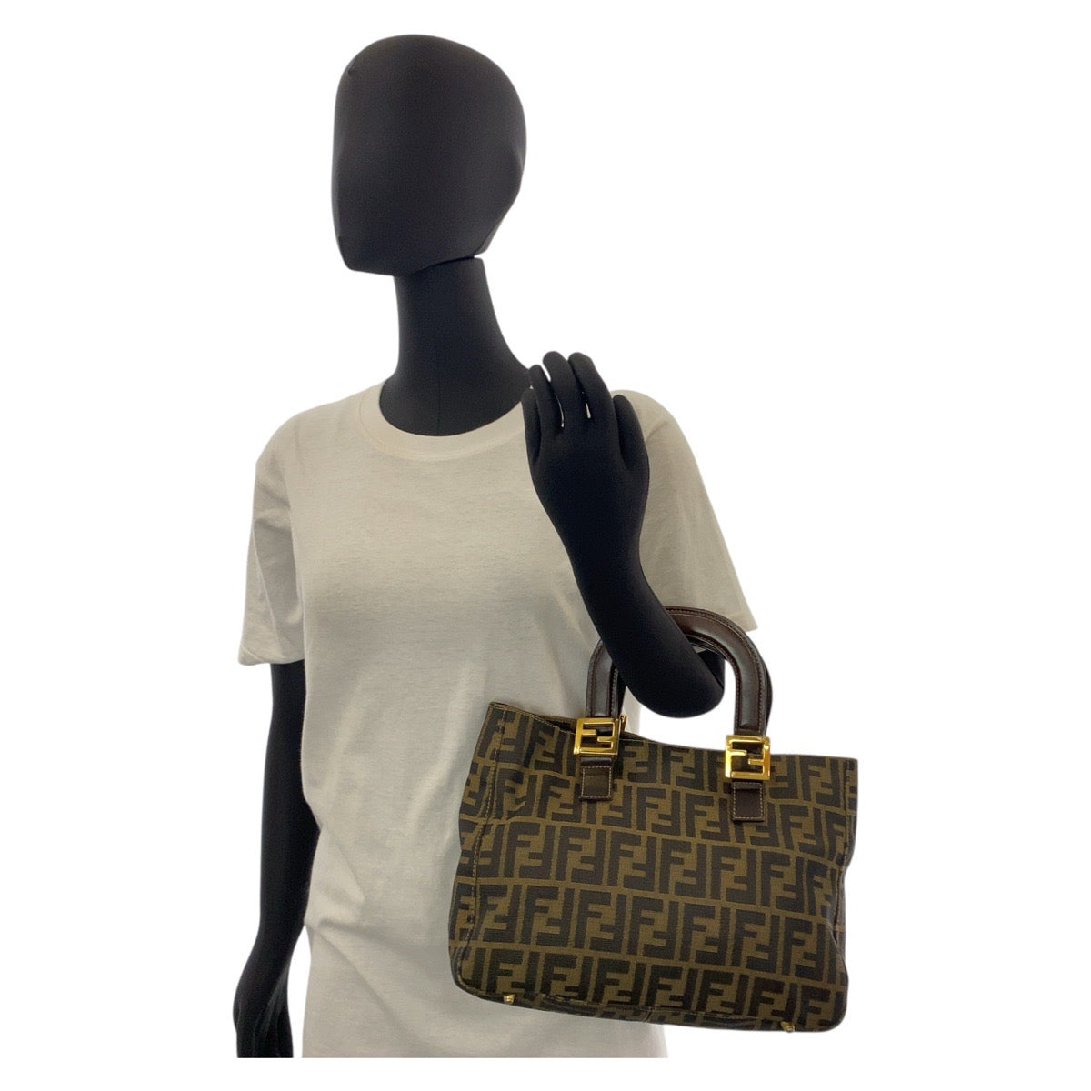 15398
FENDI フェンディ ズッカ ブラウン ゴールド金具 キャンバス / レザー ハンドバッグ  レディース