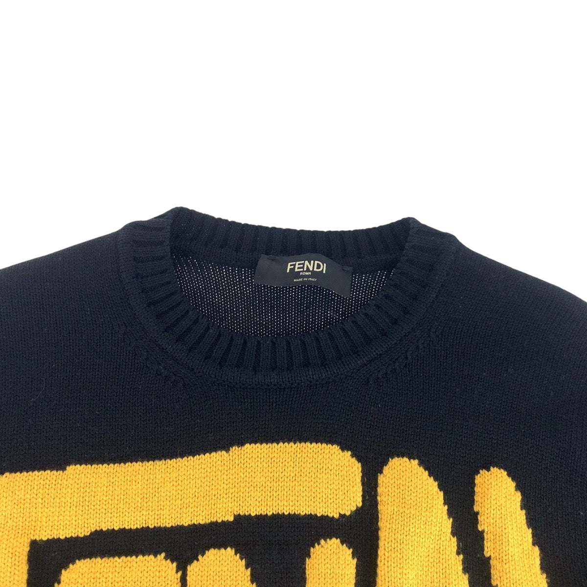 15414
FENDI フェンディ ビッグロゴ ブラック イエロー ウール FZY111 ADU6 ニット セーター  メンズ