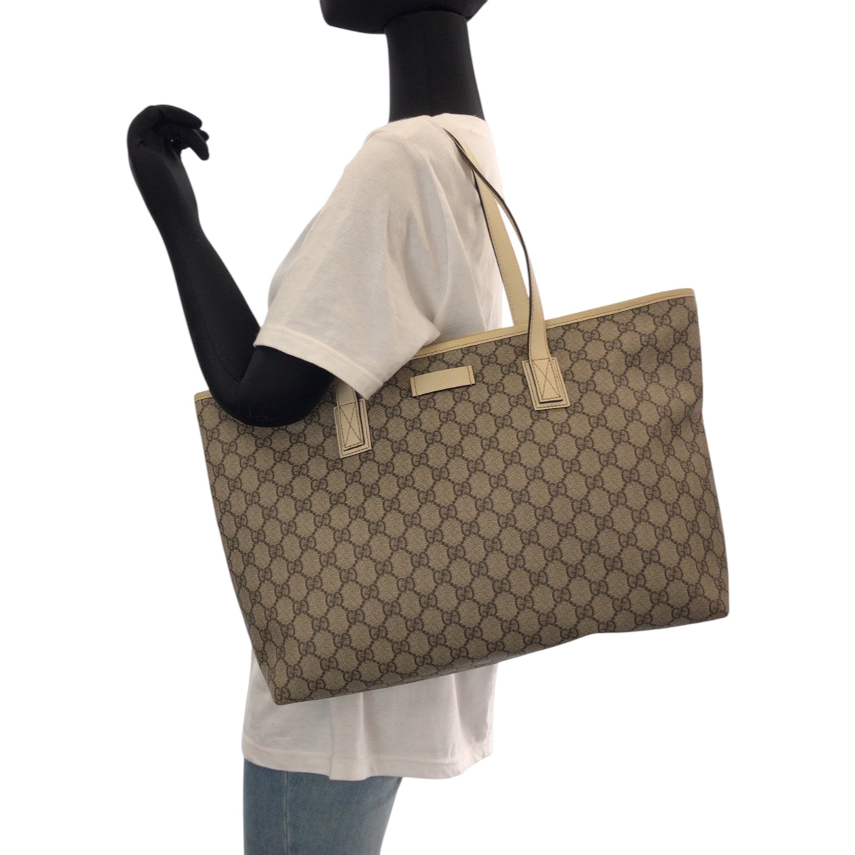 15444
GUCCI グッチ GGプラス ベージュ アイボリー シルバー金具 PVC 211137 トートバッグ ショルダーバッグ  レディース ABP