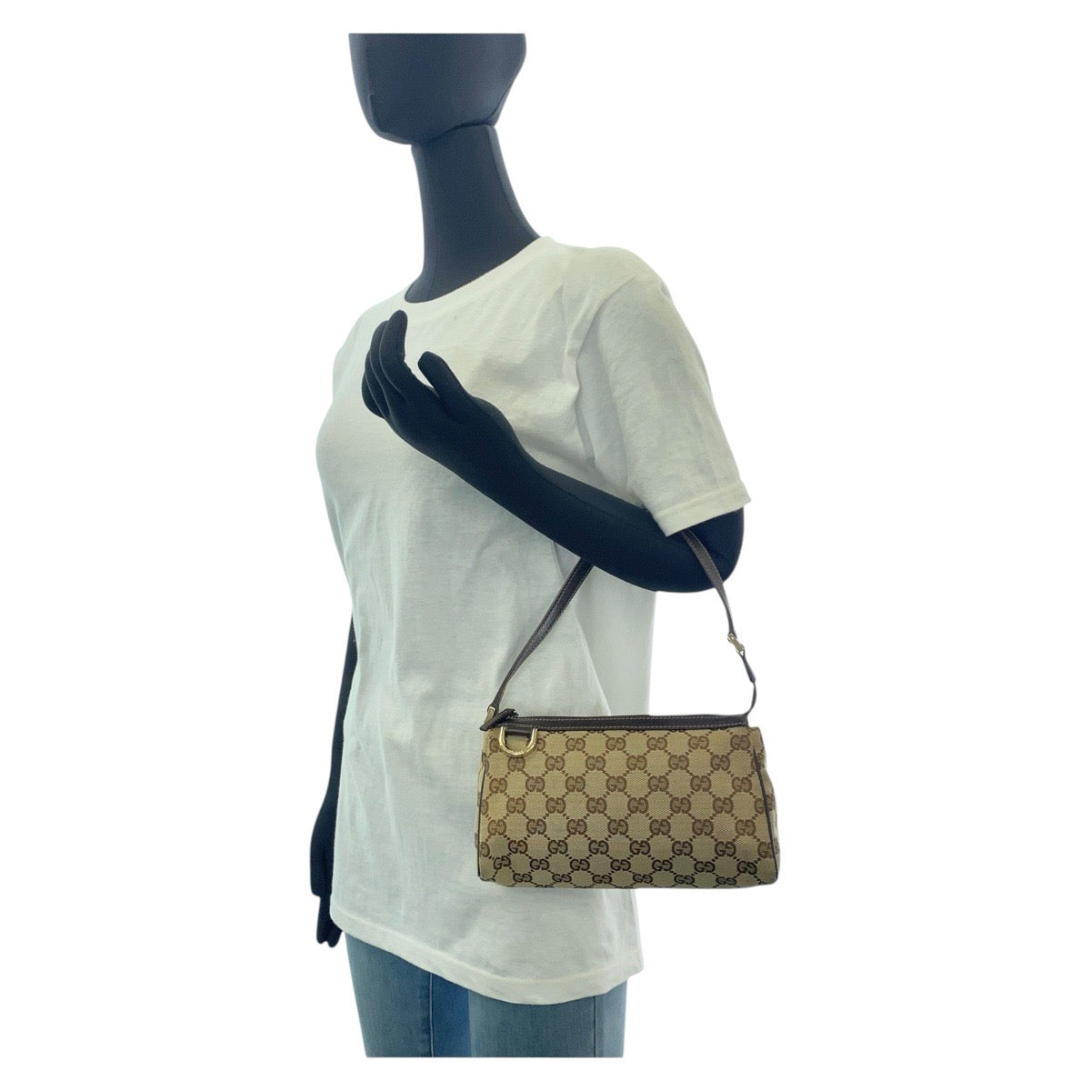 15457
GUCCI グッチ ブラウン ゴールド金具 GGキャンバス / レザー 145750 ブラウン アクセサリーポーチ  レディース