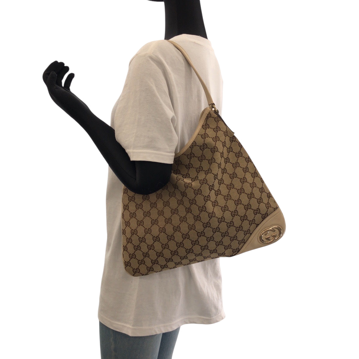 15467
GUCCI グッチ ニューブリット ベージュ アイボリー ゴールド金具 GGキャンバス 169947 ホーボー ワンショルダーバッグ 肩掛け  レディース
