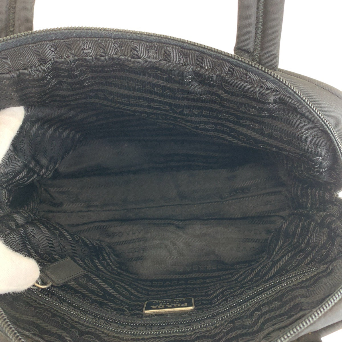 15486
PRADA プラダ テスート 三角ロゴプレート ブラック 黒 シルバー金具 ナイロン トートバッグ ハンドバッグ  レディース AB16