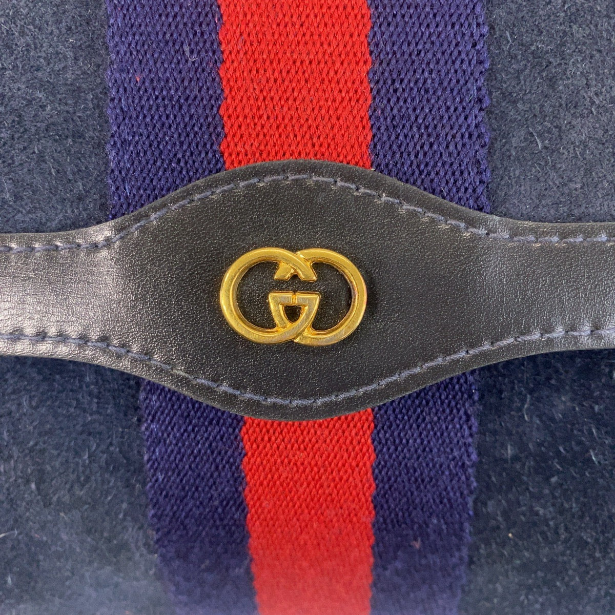 15503
GUCCI グッチ シェリーライン ネイビー ゴールド金具 スウェード / レザー クラッチバッグ  レディース