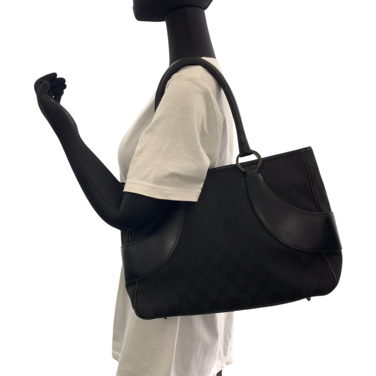 15504
GUCCI グッチ ブラック 黒 シルバー金具 GGキャンバス / レザー 113011 トートバッグ ショルダーバッグ  レディース