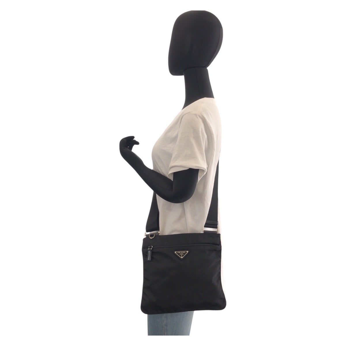 15507
PRADA プラダ テスート 三角ロゴプレート ブラック 黒 シルバー金具 ナイロン ショルダーバッグ メッセンジャーバッグ  レディース